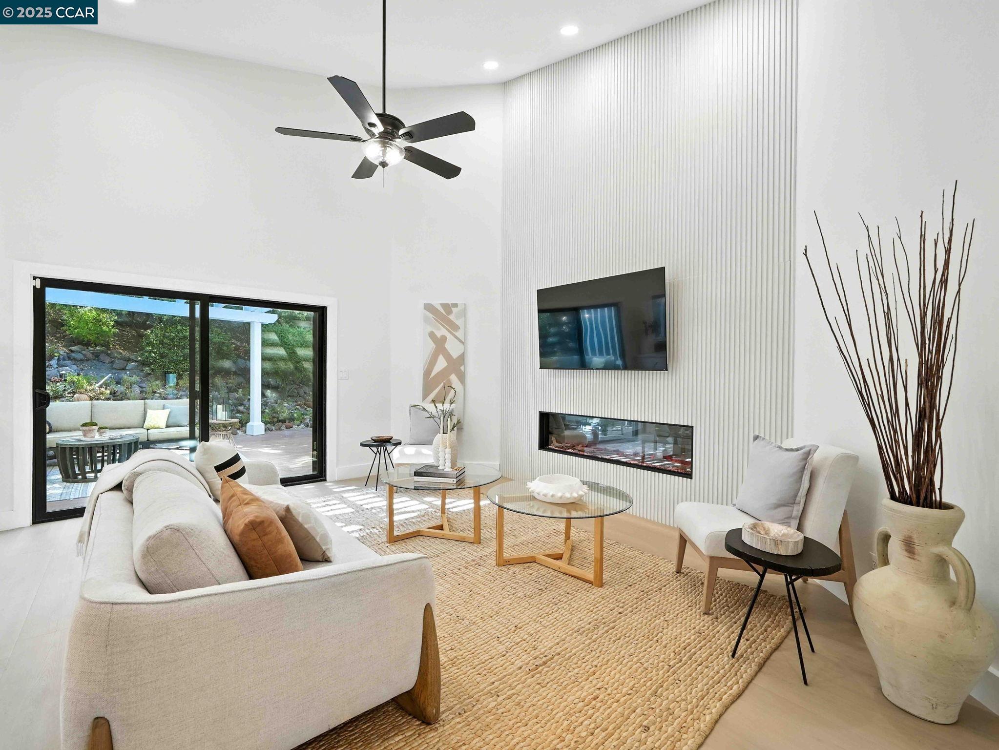 Detail Gallery Image 29 of 60 For 1542 Hillgrade Ave, Alamo,  CA 94507 - 4 Beds | 2/1 Baths