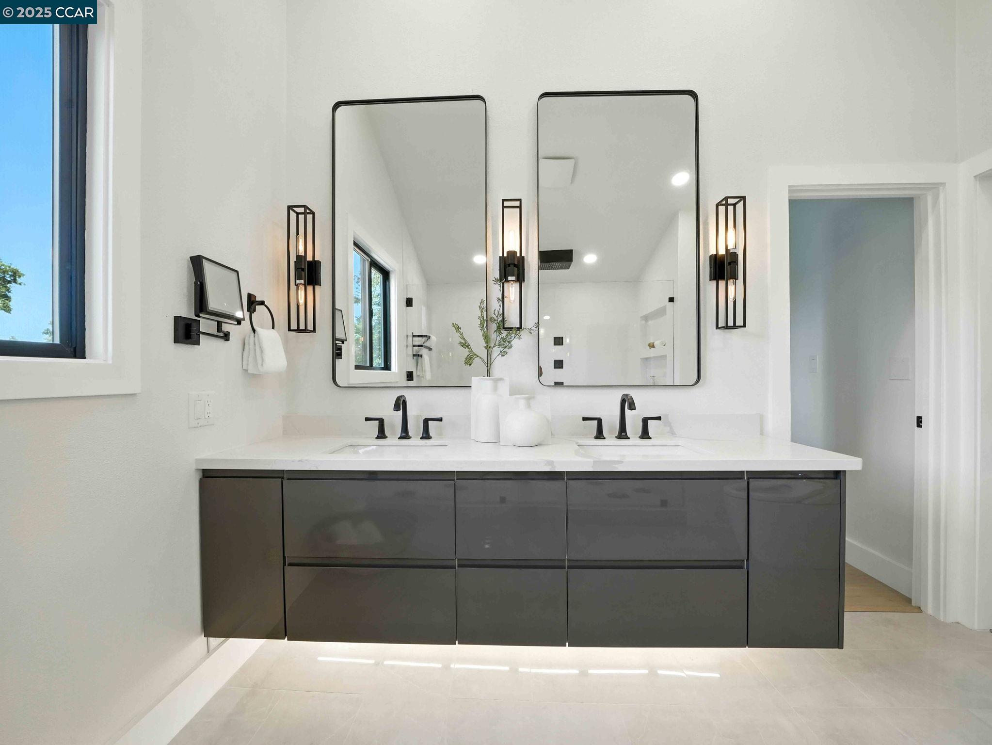 Detail Gallery Image 47 of 60 For 1542 Hillgrade Ave, Alamo,  CA 94507 - 4 Beds | 2/1 Baths