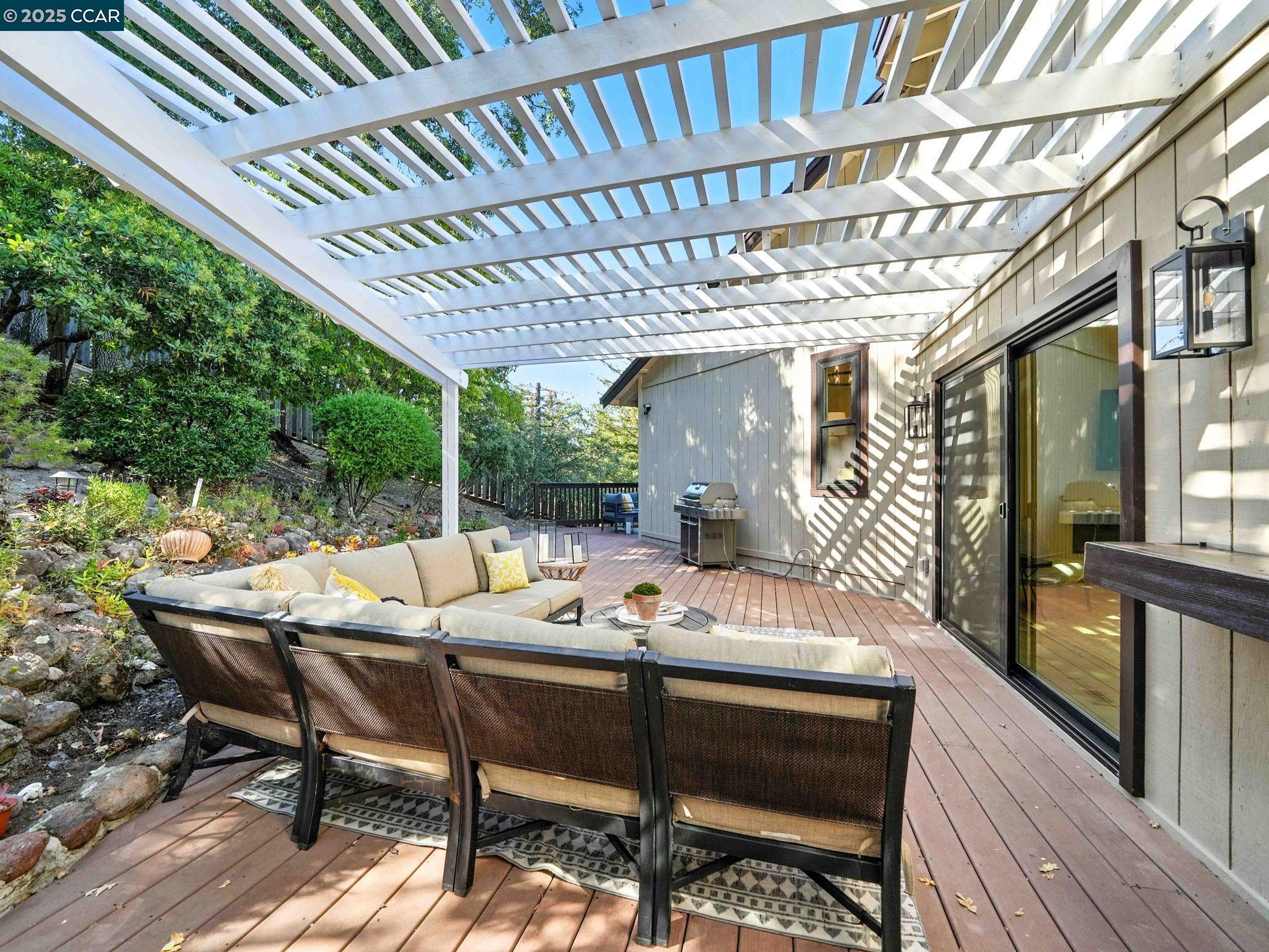Detail Gallery Image 53 of 60 For 1542 Hillgrade Ave, Alamo,  CA 94507 - 4 Beds | 2/1 Baths