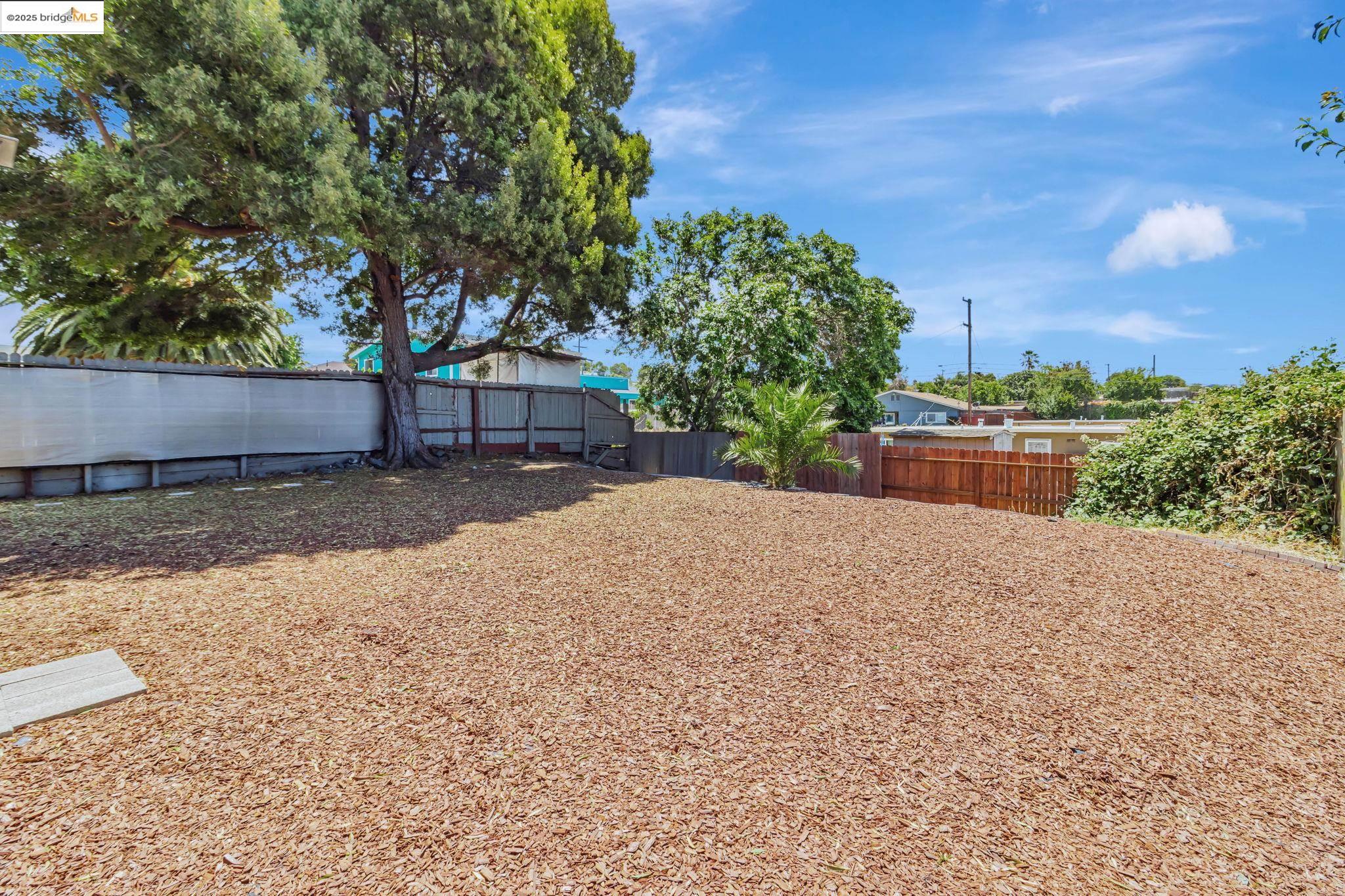 Detail Gallery Image 24 of 37 For 170 Linda Dr, San Pablo,  CA 94806 - 2 Beds | 1 Baths