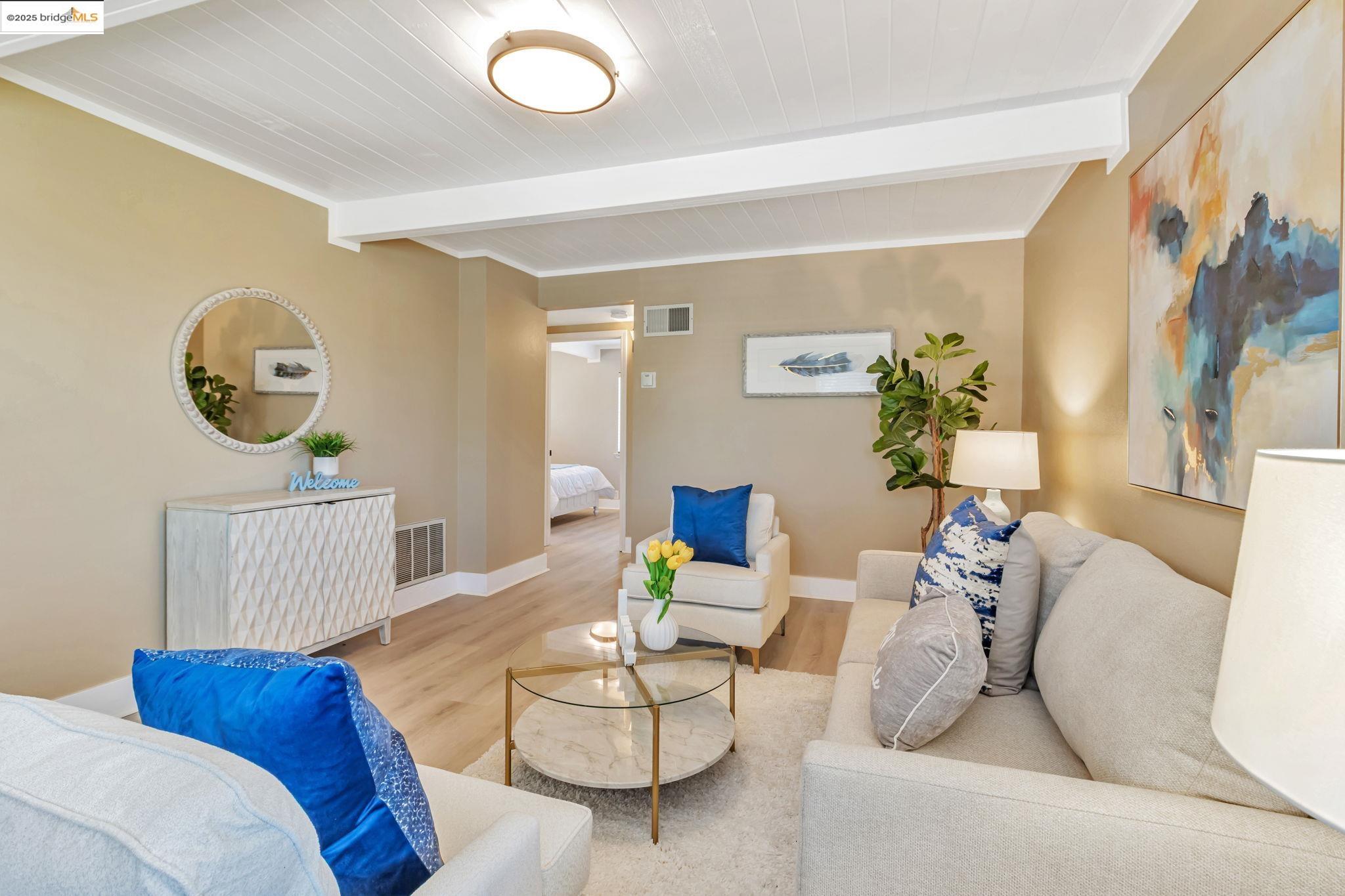 Detail Gallery Image 9 of 37 For 170 Linda Dr, San Pablo,  CA 94806 - 2 Beds | 1 Baths