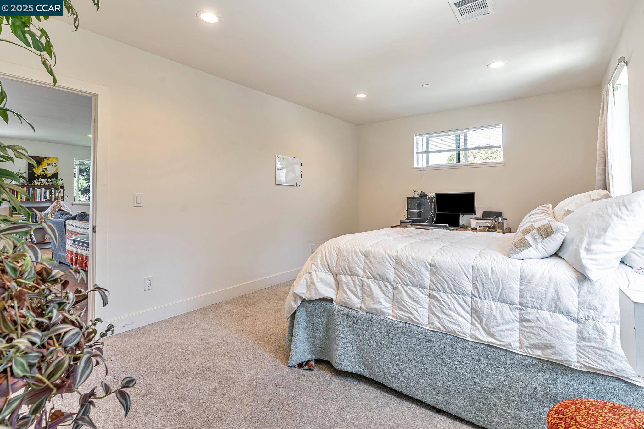 Detail Gallery Image 27 of 42 For 420 Winslow St., Crockett,  CA 94525 - 2 Beds | 2/1 Baths
