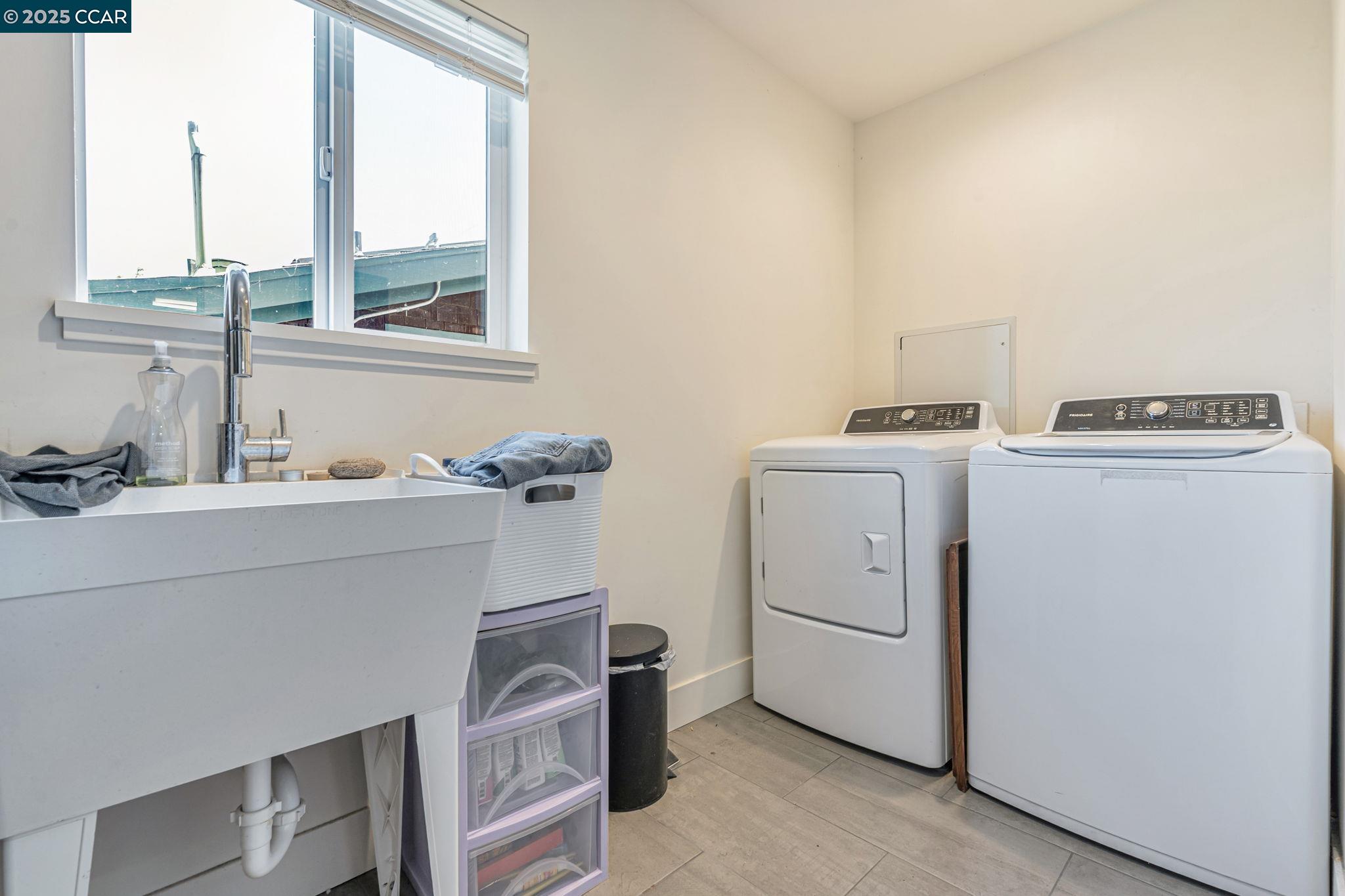 Detail Gallery Image 30 of 42 For 420 Winslow St., Crockett,  CA 94525 - 2 Beds | 2/1 Baths