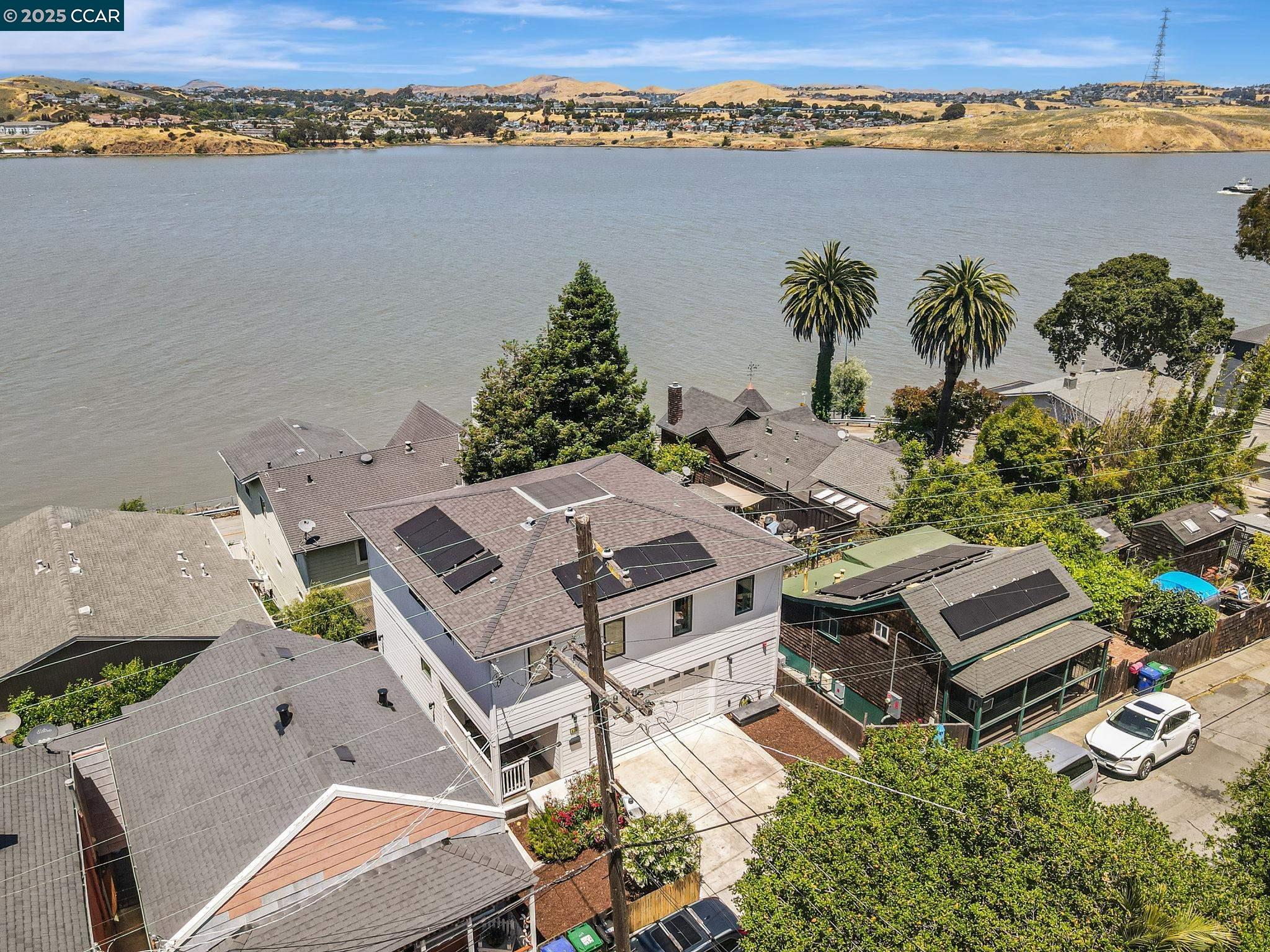 Detail Gallery Image 36 of 42 For 420 Winslow St., Crockett,  CA 94525 - 2 Beds | 2/1 Baths