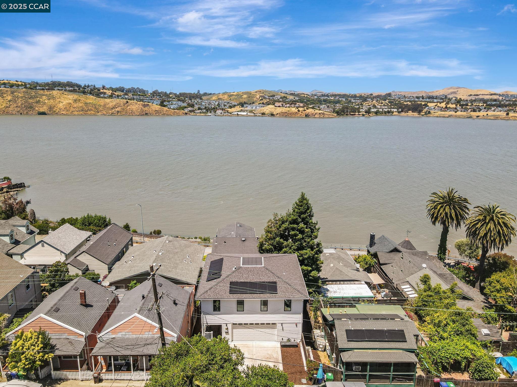 Detail Gallery Image 37 of 42 For 420 Winslow St., Crockett,  CA 94525 - 2 Beds | 2/1 Baths