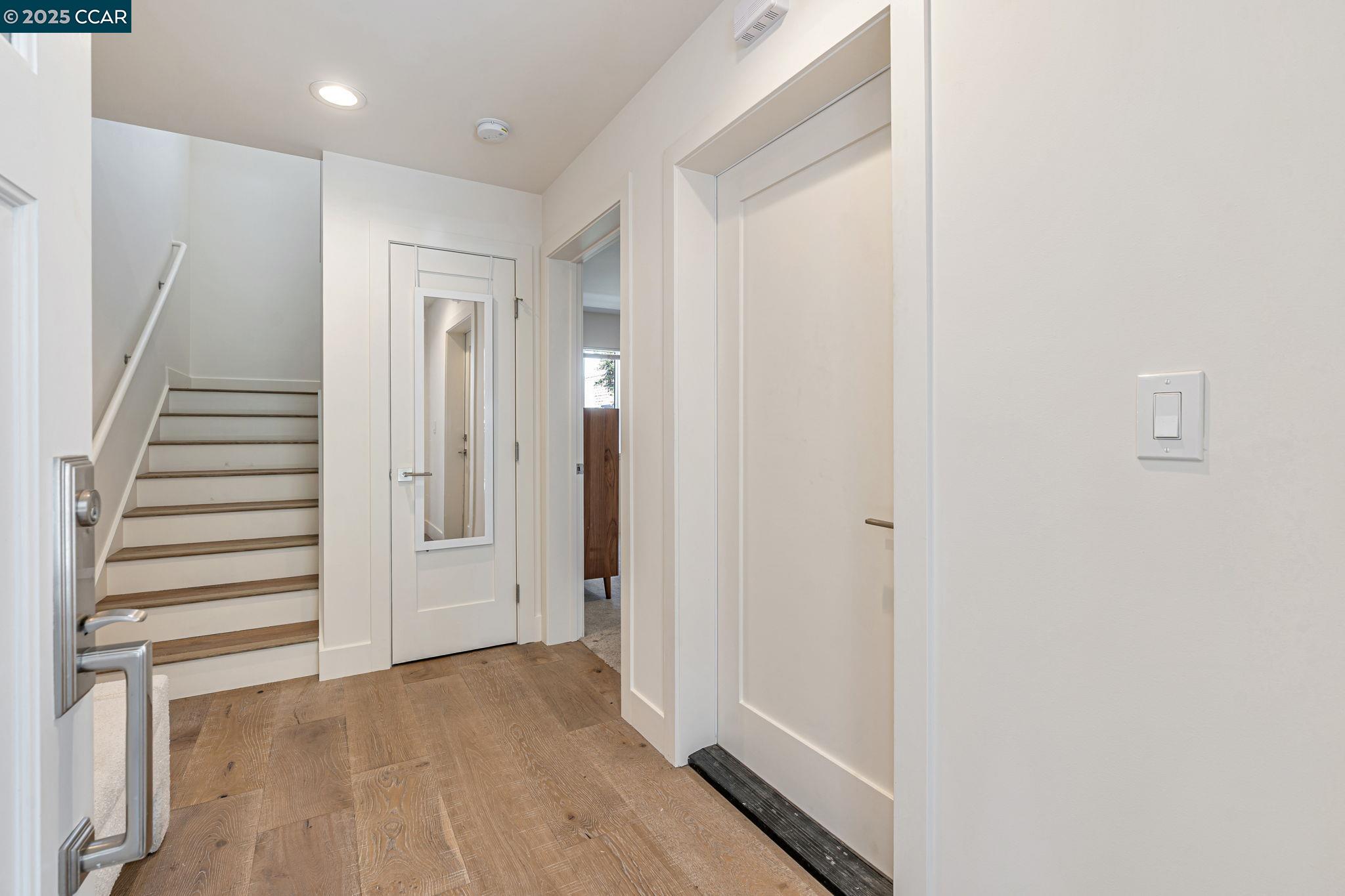 Detail Gallery Image 5 of 42 For 420 Winslow St., Crockett,  CA 94525 - 2 Beds | 2/1 Baths