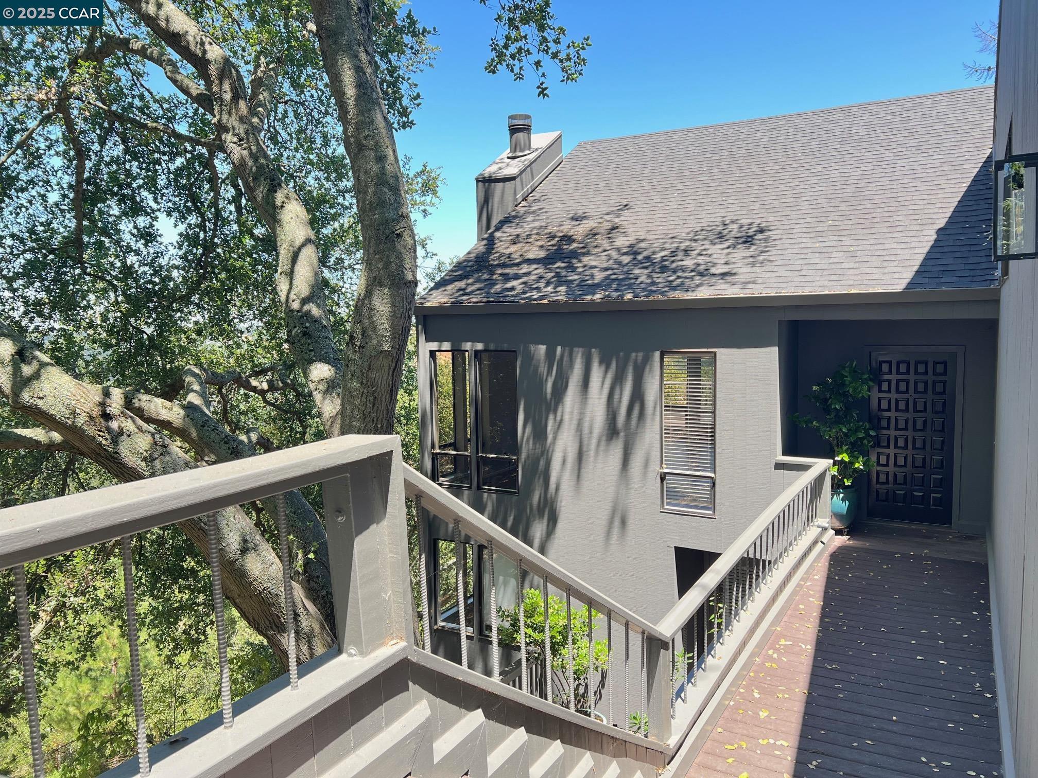 Detail Gallery Image 2 of 41 For 47 El Gavilan Rd., Orinda,  CA 94563 - 4 Beds | 2/1 Baths