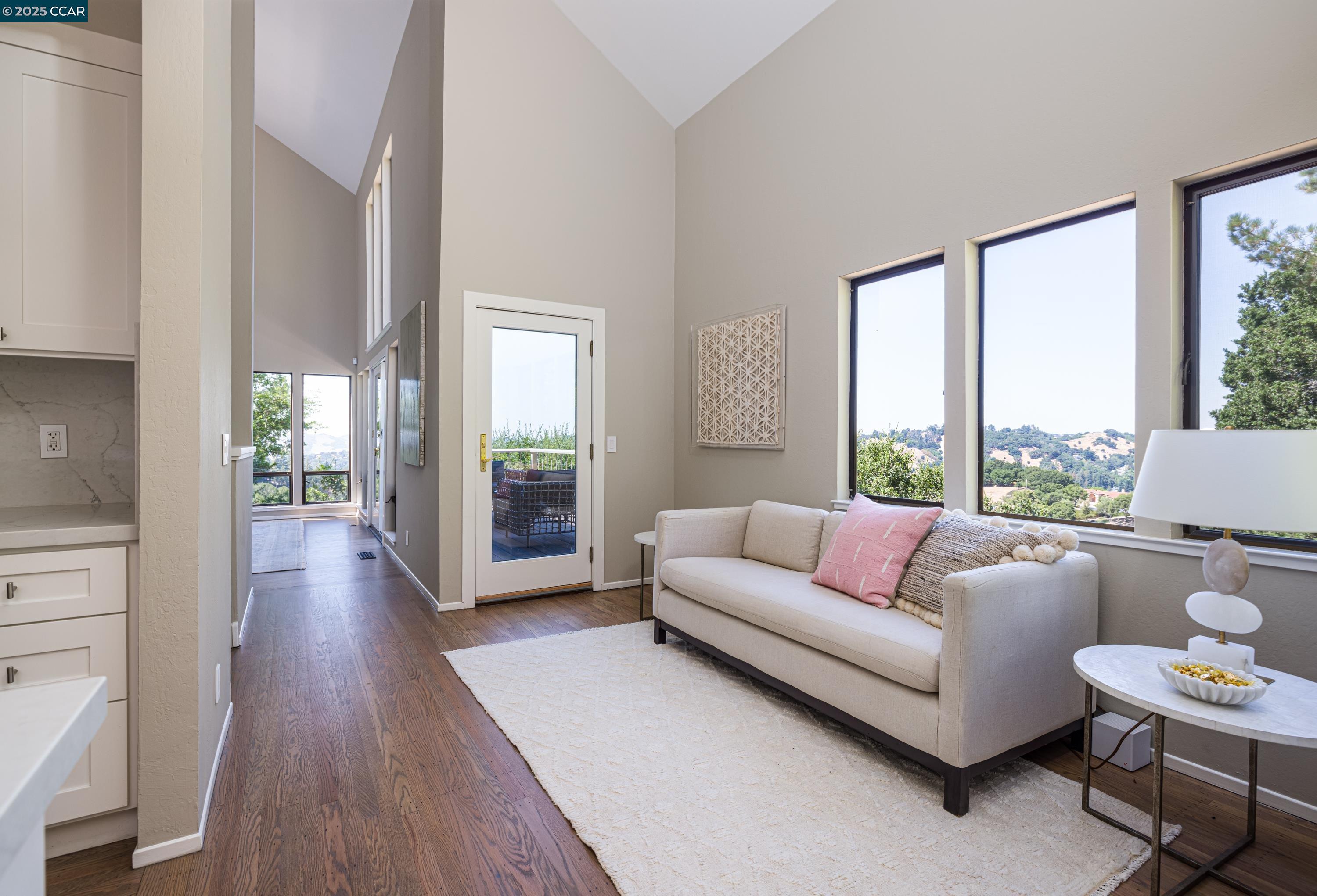 47 El Gavilan Rd., Orinda, California 94563, 4 Bedrooms Bedrooms, 10 Rooms Rooms,2 BathroomsBathrooms,Residential Lease,For Rent,47 El Gavilan Rd.,41101906