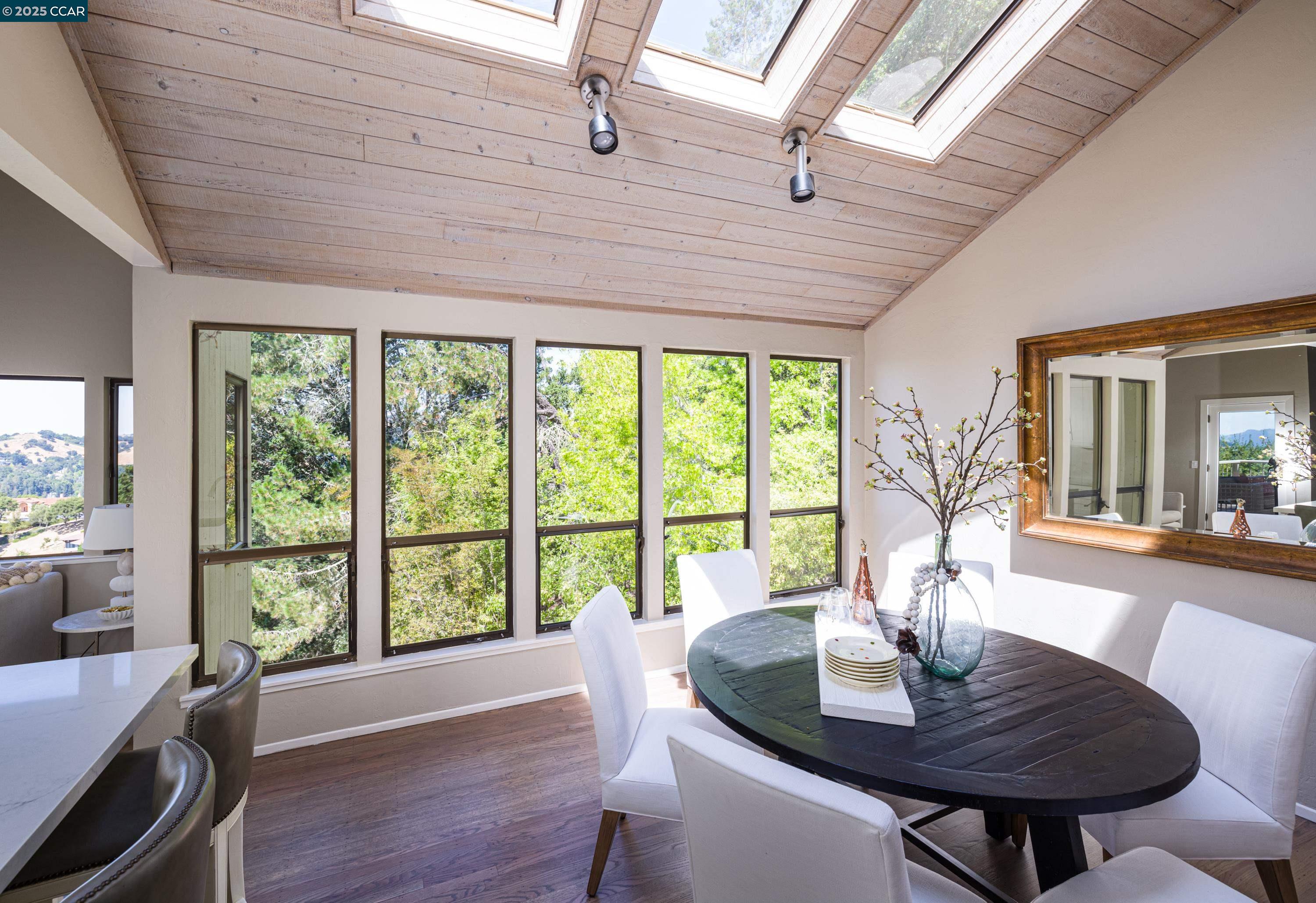 47 El Gavilan Rd., Orinda, California 94563, 4 Bedrooms Bedrooms, 10 Rooms Rooms,2 BathroomsBathrooms,Residential Lease,For Rent,47 El Gavilan Rd.,41101906