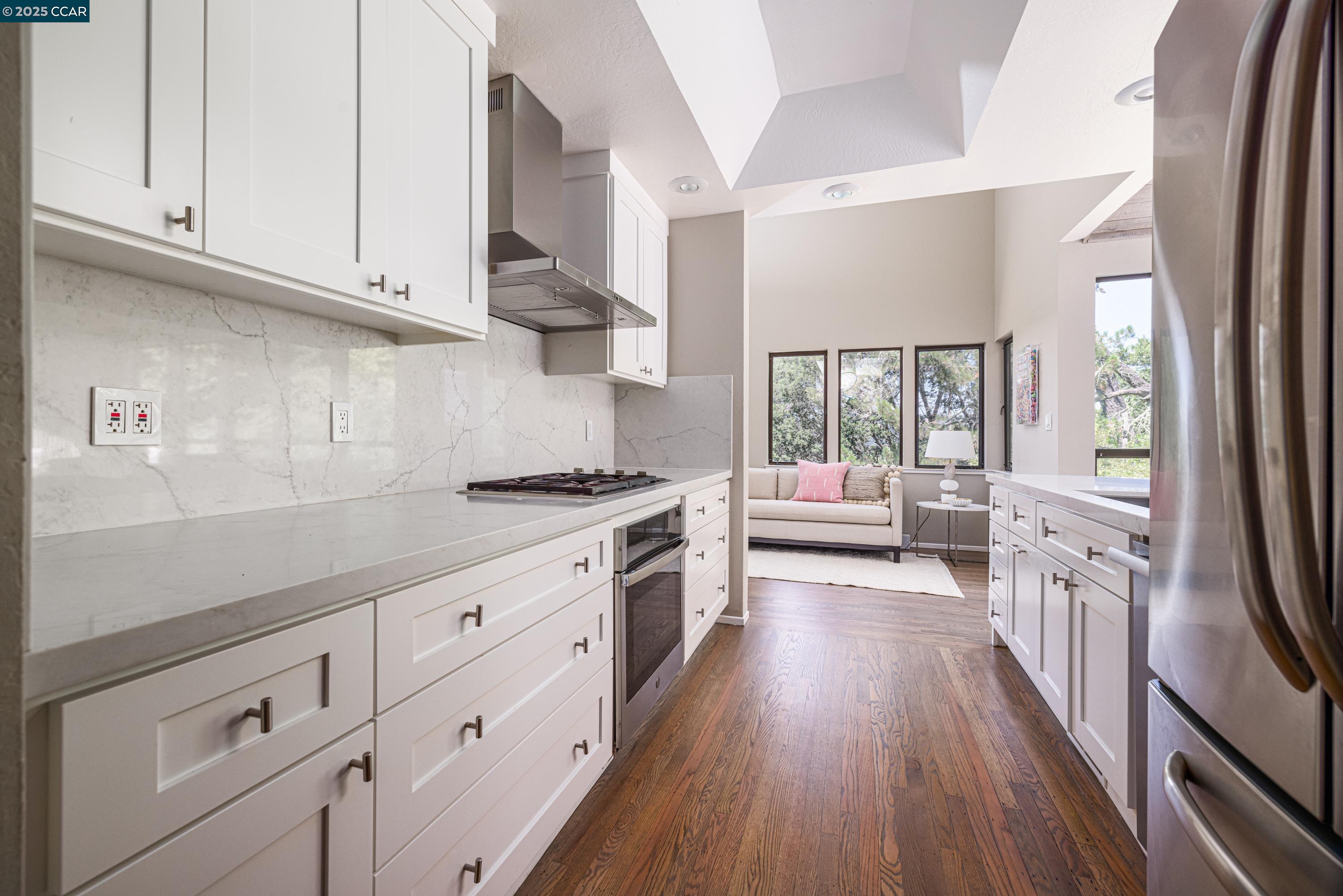 47 El Gavilan Rd., Orinda, California 94563, 4 Bedrooms Bedrooms, 10 Rooms Rooms,2 BathroomsBathrooms,Residential Lease,For Rent,47 El Gavilan Rd.,41101906