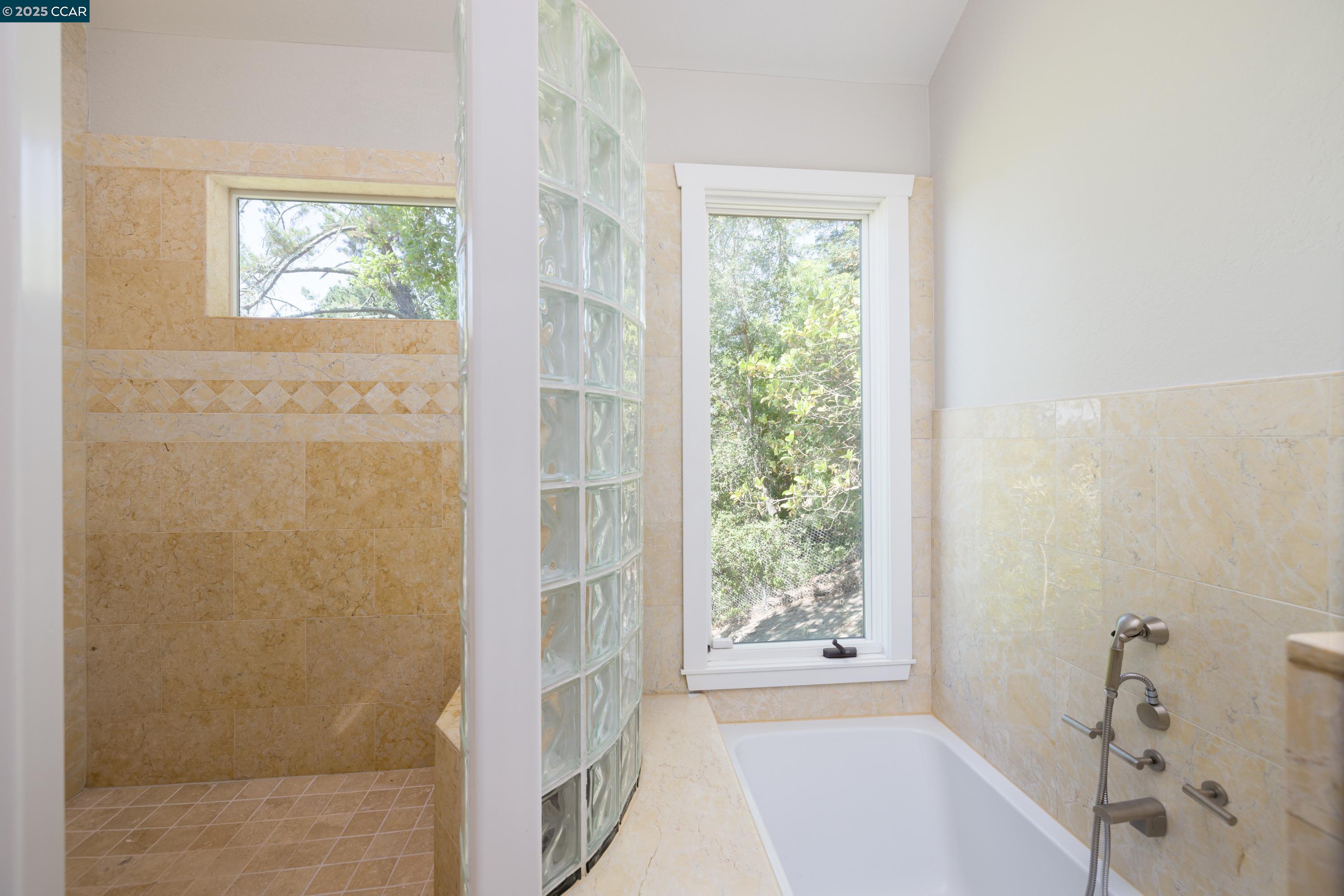 47 El Gavilan Rd., Orinda, California 94563, 4 Bedrooms Bedrooms, 10 Rooms Rooms,2 BathroomsBathrooms,Residential Lease,For Rent,47 El Gavilan Rd.,41101906