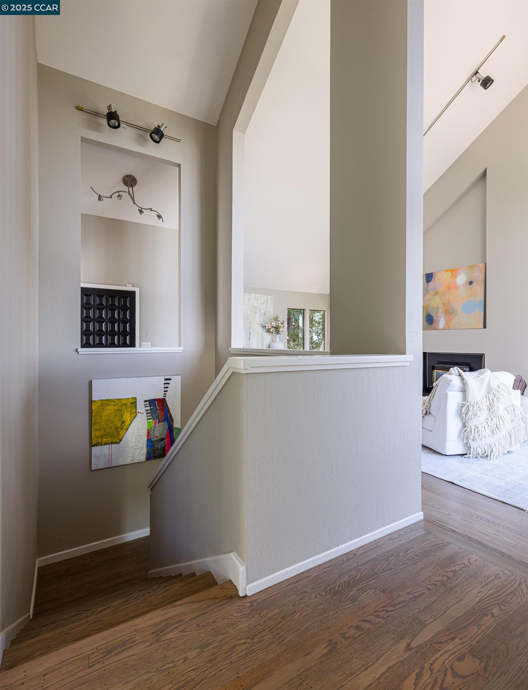 Detail Gallery Image 28 of 41 For 47 El Gavilan Rd., Orinda,  CA 94563 - 4 Beds | 2/1 Baths