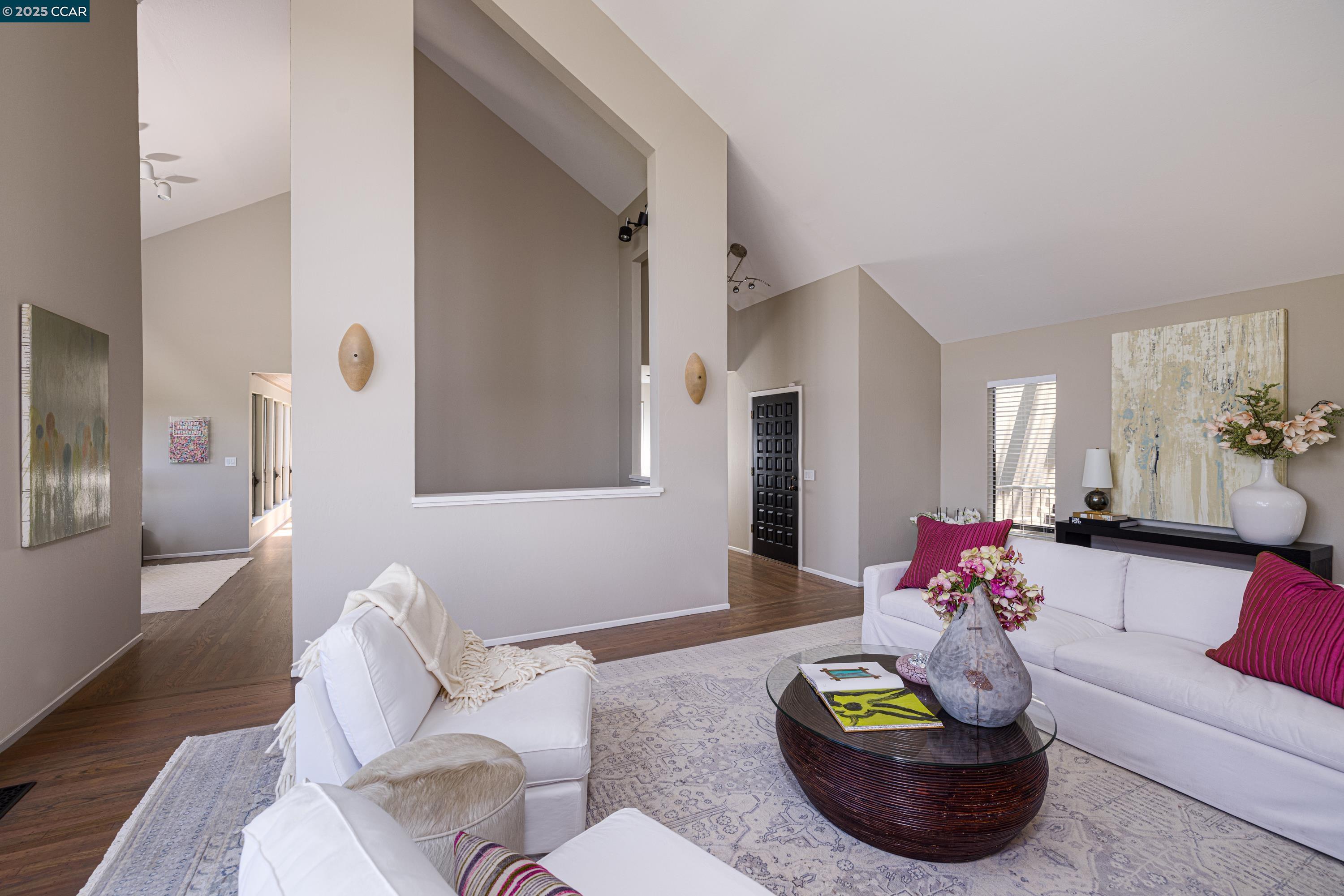 47 El Gavilan Rd., Orinda, California 94563, 4 Bedrooms Bedrooms, 10 Rooms Rooms,2 BathroomsBathrooms,Residential Lease,For Rent,47 El Gavilan Rd.,41101906