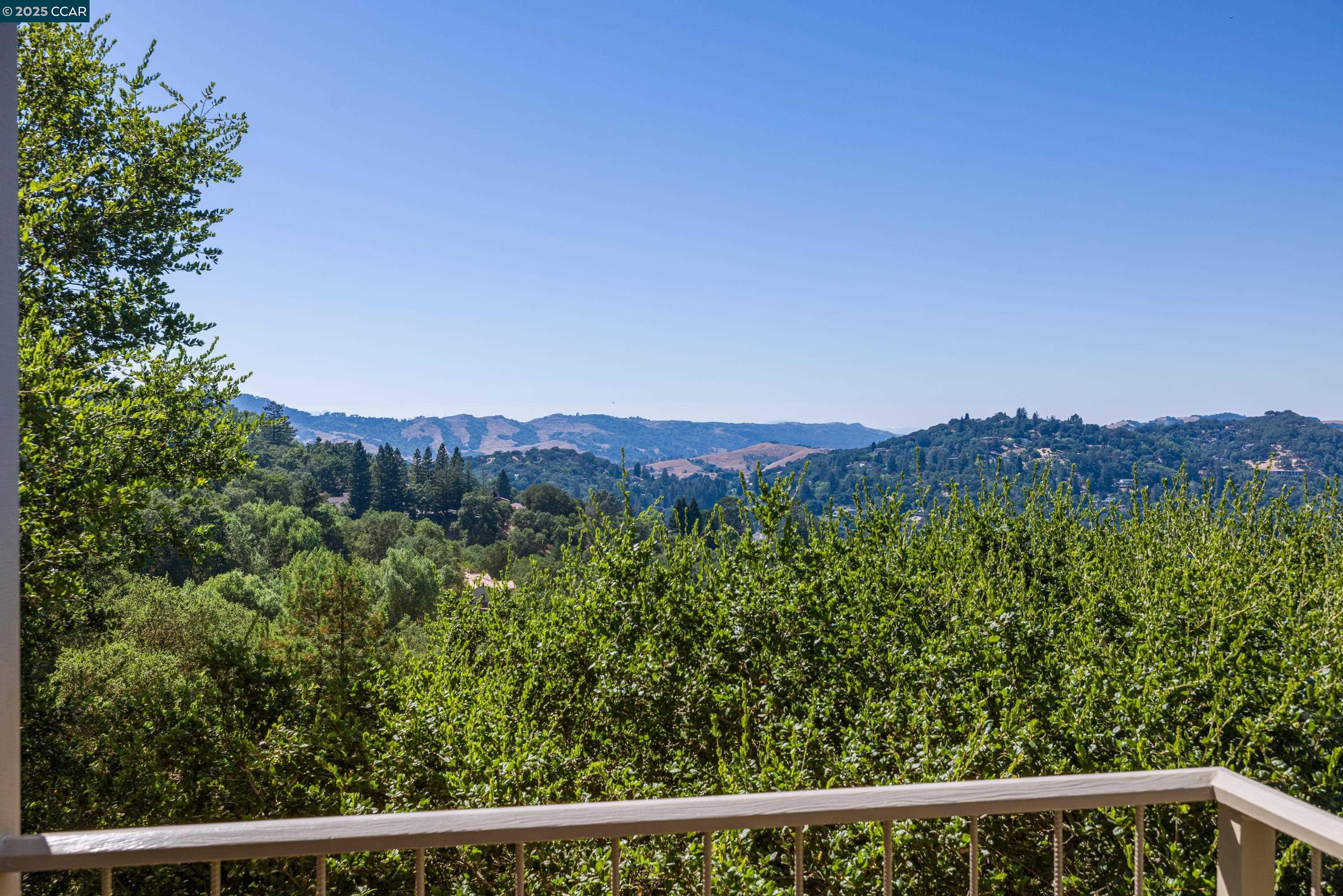 47 El Gavilan Rd., Orinda, California 94563, 4 Bedrooms Bedrooms, 10 Rooms Rooms,2 BathroomsBathrooms,Residential Lease,For Rent,47 El Gavilan Rd.,41101906