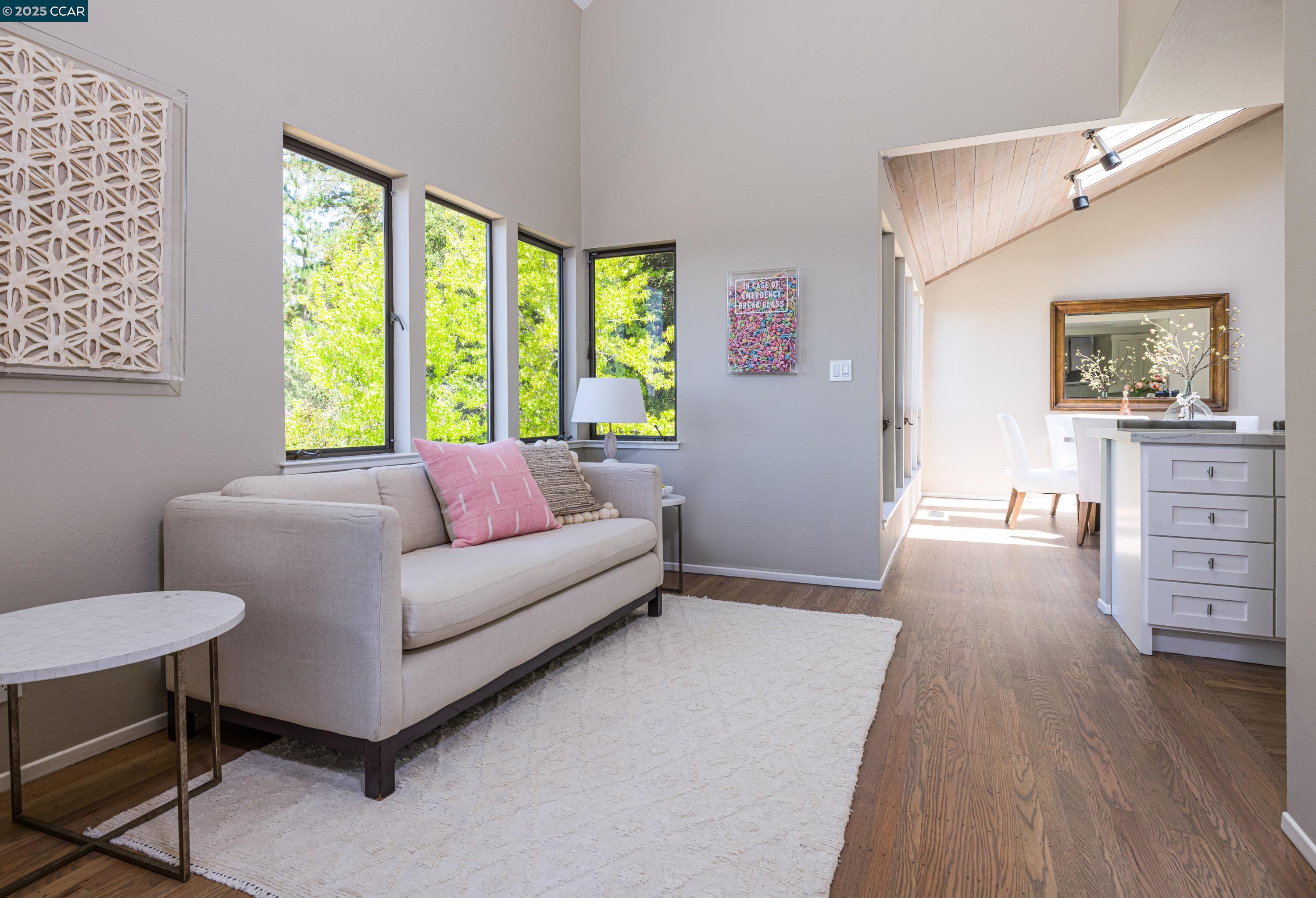 47 El Gavilan Rd., Orinda, California 94563, 4 Bedrooms Bedrooms, 10 Rooms Rooms,2 BathroomsBathrooms,Residential Lease,For Rent,47 El Gavilan Rd.,41101906