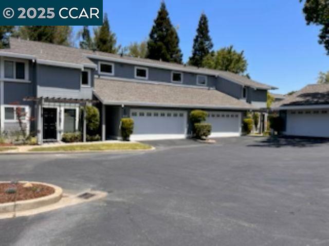 MLS: 41101910 Condo For Sale