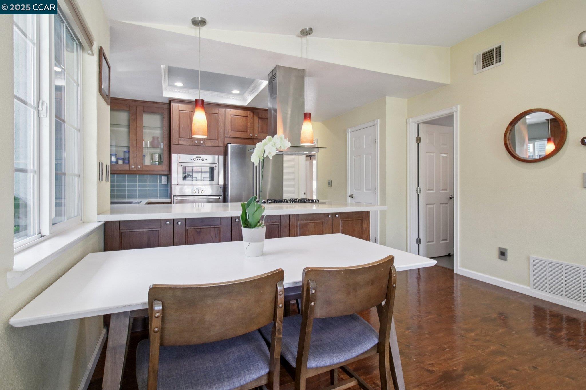Detail Gallery Image 10 of 27 For 2249 Freya Dr, San Jose,  CA 95148 - 2 Beds | 2 Baths