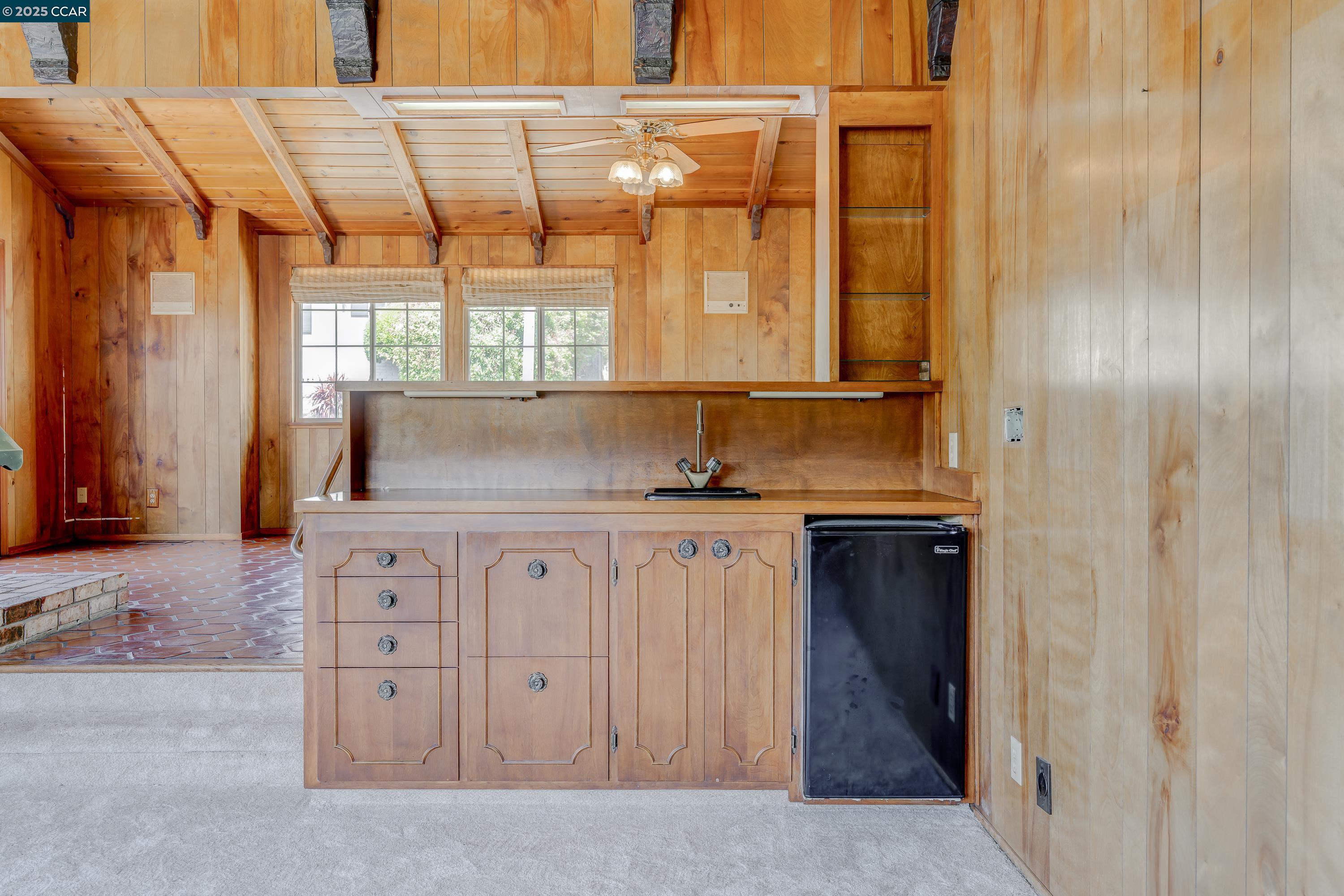 Detail Gallery Image 17 of 60 For 6180 Hillside Drive, El Sobrante,  CA 94803 - 4 Beds | 2 Baths