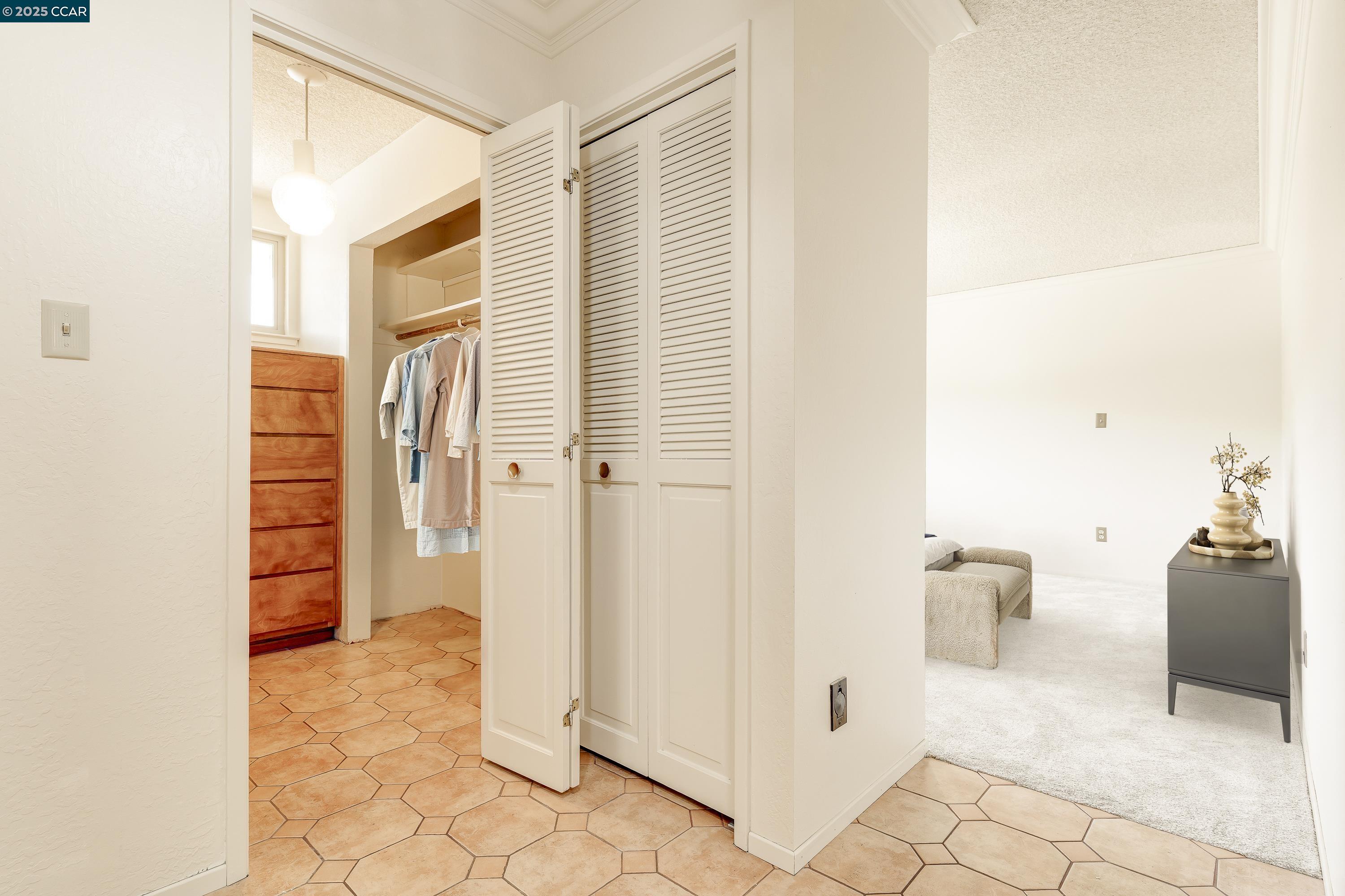Detail Gallery Image 26 of 60 For 6180 Hillside Drive, El Sobrante,  CA 94803 - 4 Beds | 2 Baths