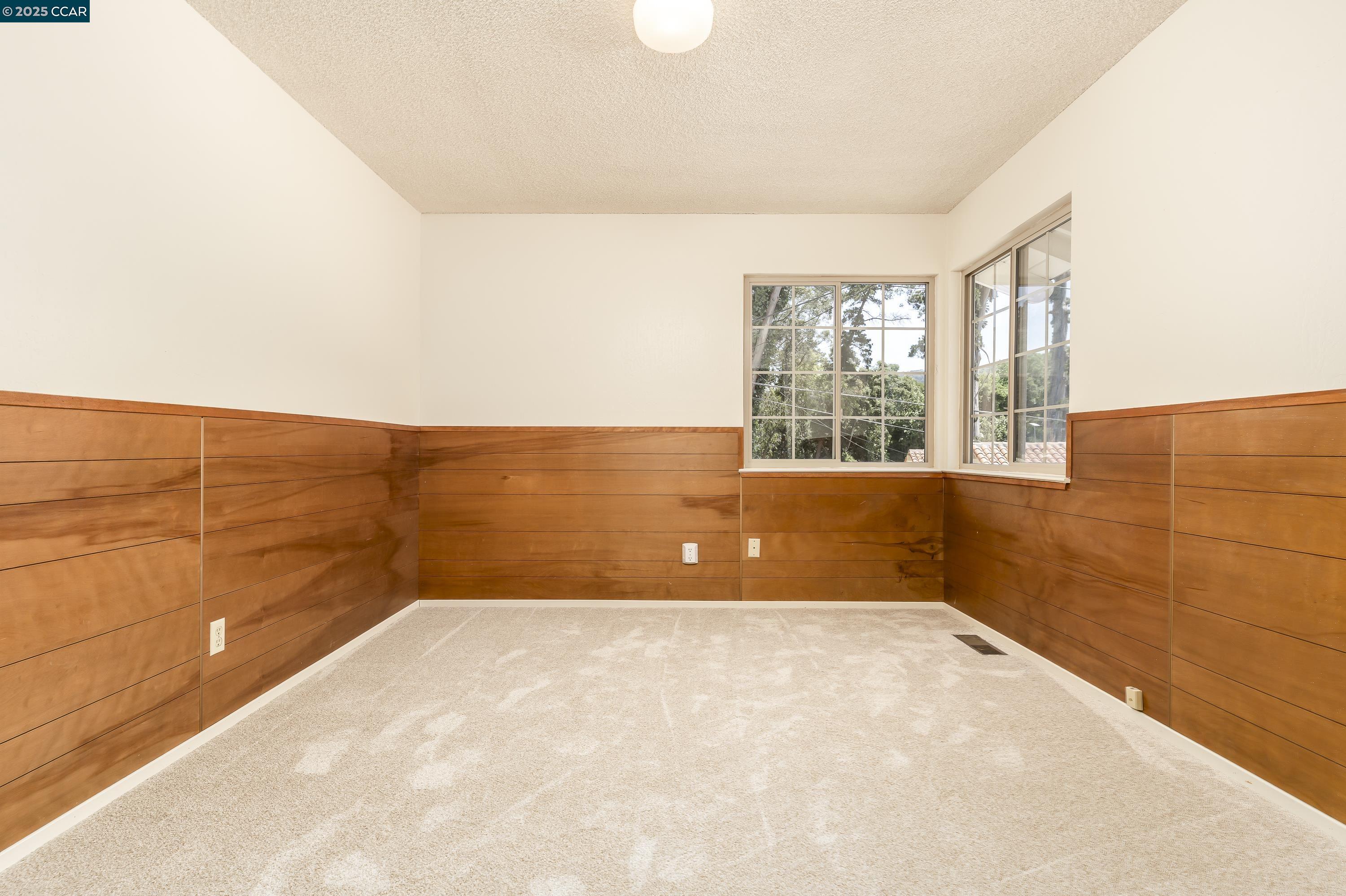 Detail Gallery Image 34 of 60 For 6180 Hillside Drive, El Sobrante,  CA 94803 - 4 Beds | 2 Baths
