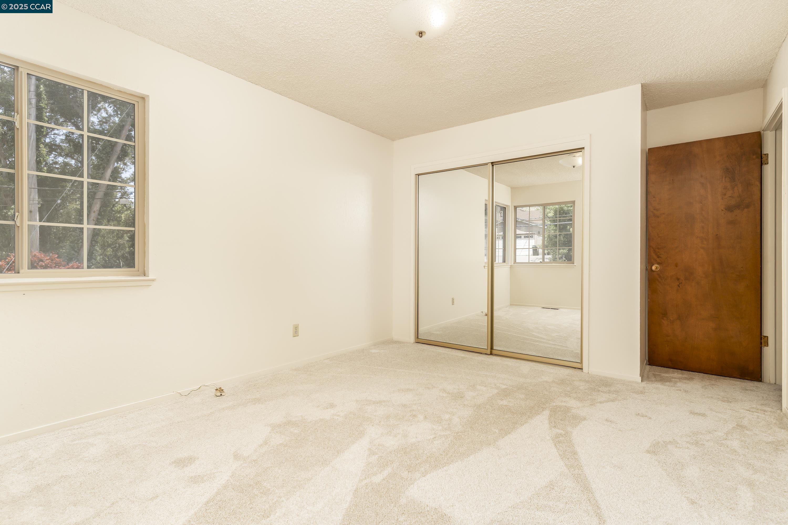 Detail Gallery Image 36 of 60 For 6180 Hillside Drive, El Sobrante,  CA 94803 - 4 Beds | 2 Baths
