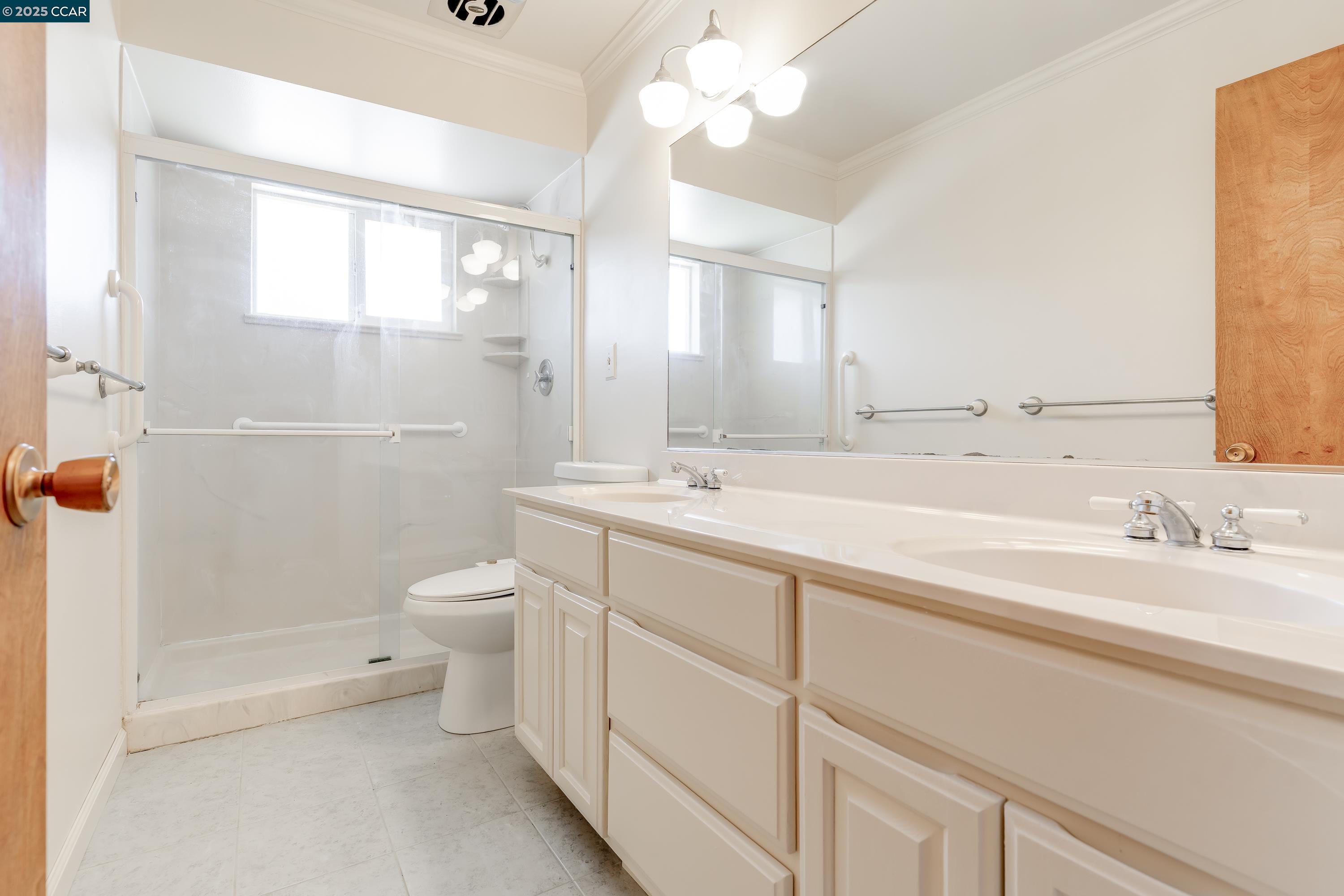 Detail Gallery Image 38 of 60 For 6180 Hillside Drive, El Sobrante,  CA 94803 - 4 Beds | 2 Baths
