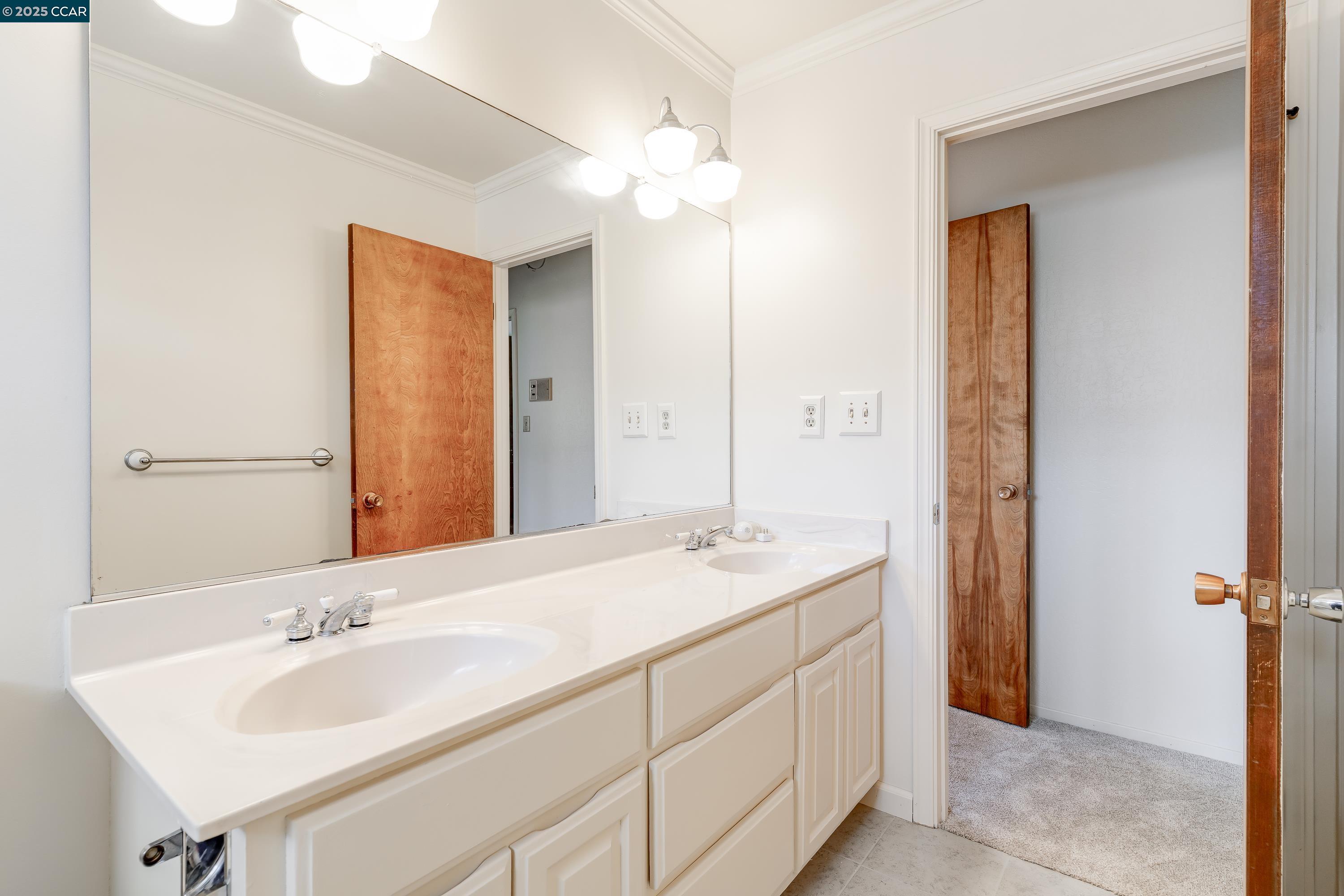 Detail Gallery Image 40 of 60 For 6180 Hillside Drive, El Sobrante,  CA 94803 - 4 Beds | 2 Baths