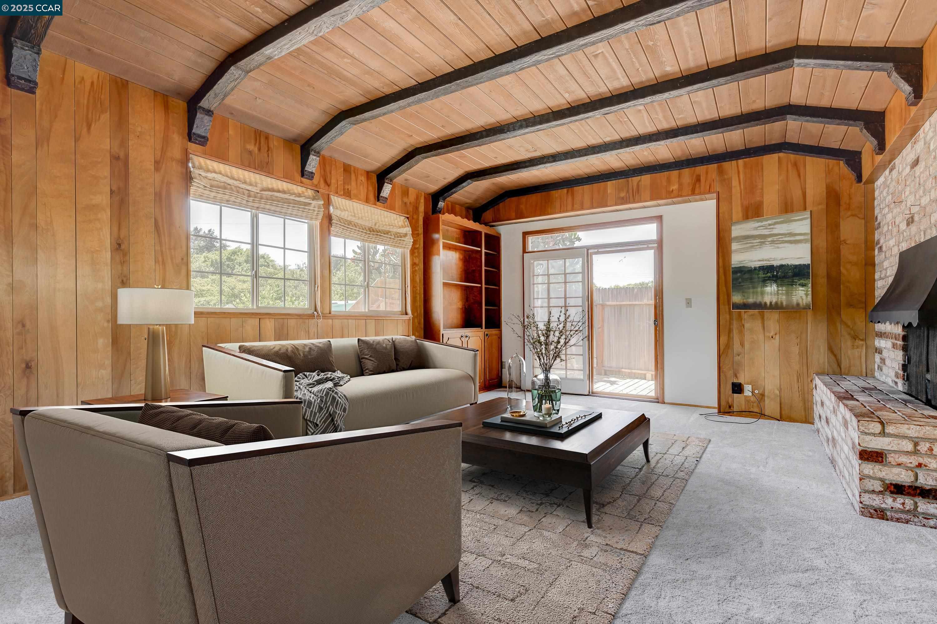 Detail Gallery Image 9 of 60 For 6180 Hillside Drive, El Sobrante,  CA 94803 - 4 Beds | 2 Baths