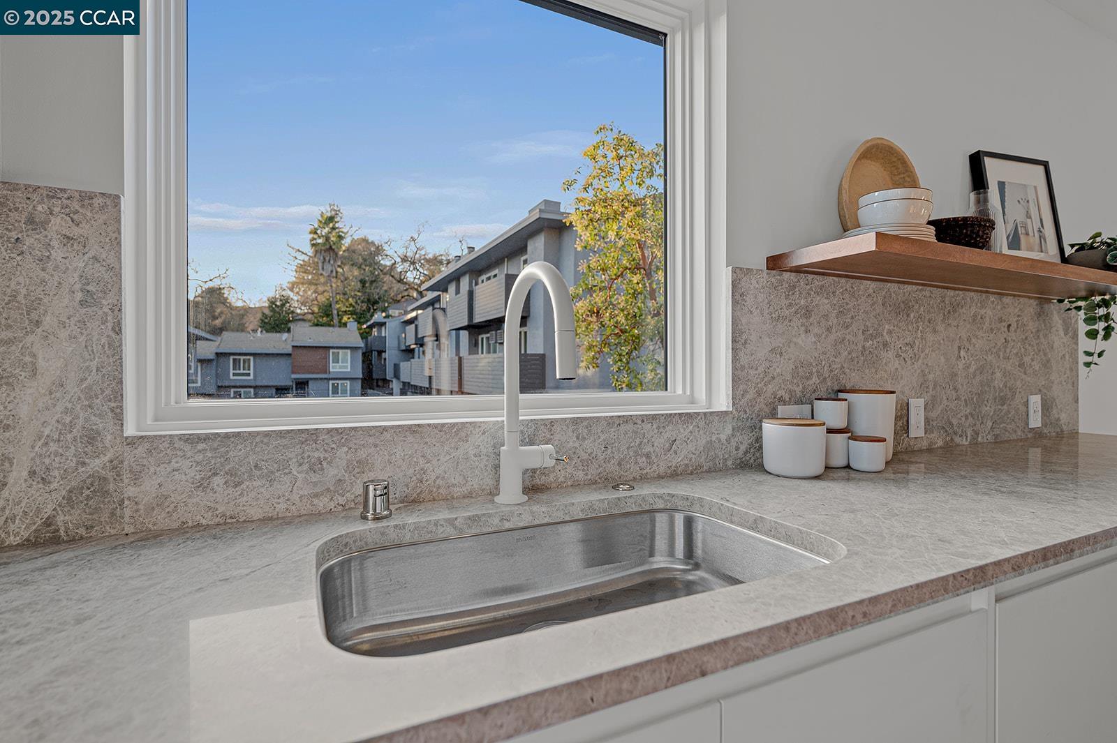 Detail Gallery Image 11 of 37 For 3742 Mt. Diablo Blvd #2a Woodhaven 2a,  Lafayette,  CA 94549 - 3 Beds | 2 Baths