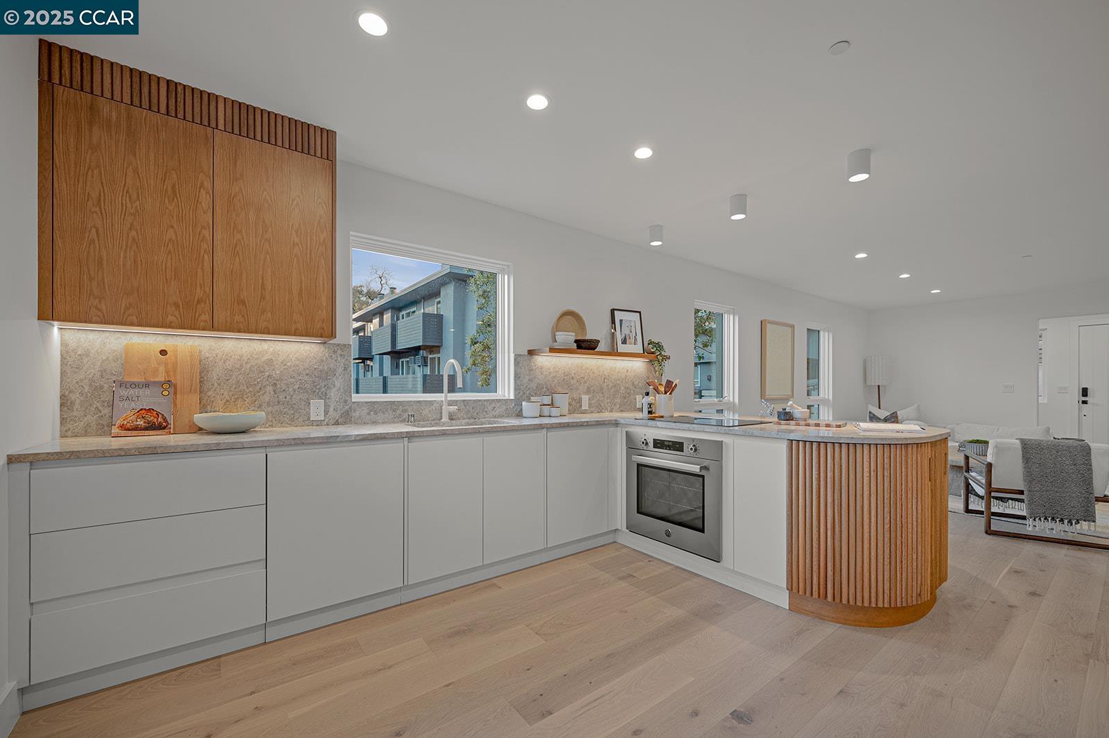 Detail Gallery Image 34 of 37 For 3742 Mt. Diablo Blvd #2a Woodhaven 2a,  Lafayette,  CA 94549 - 3 Beds | 2 Baths