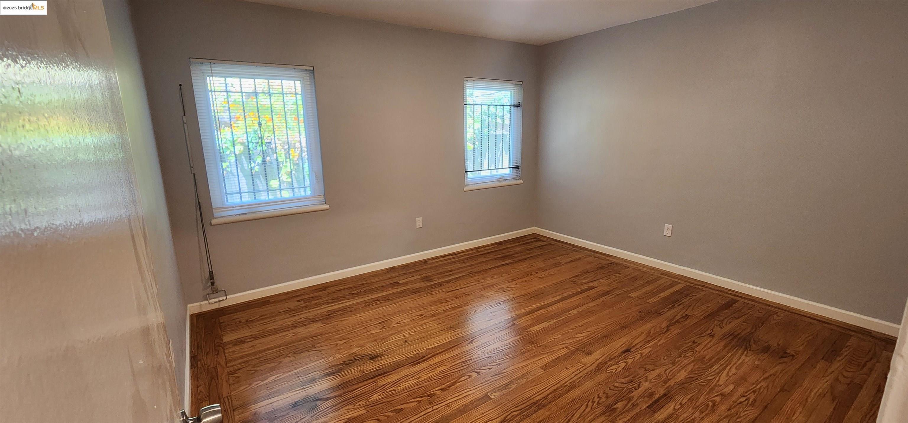 3009 Park Blvd # 1, Oakland, California 94610, 2 Bedrooms Bedrooms, 5 Rooms Rooms,1 BathroomBathrooms,Residential Lease,For Rent,3009 Park Blvd # 1,41101931