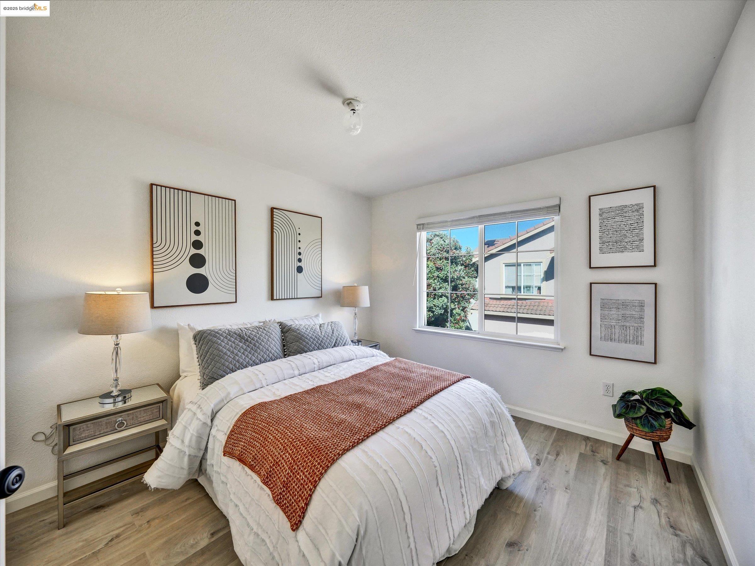 Detail Gallery Image 28 of 32 For 1111 Greystone Ct, Richmond,  CA 94806 - 3 Beds | 2/1 Baths