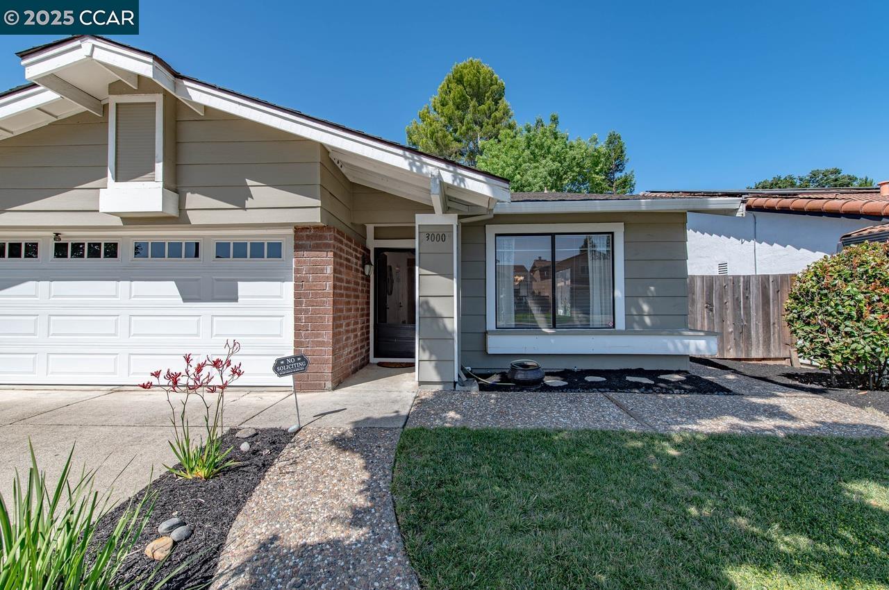 Detail Gallery Image 1 of 1 For 3000 Sombrero Cir, San Ramon,  CA 94583 - 3 Beds | 2 Baths