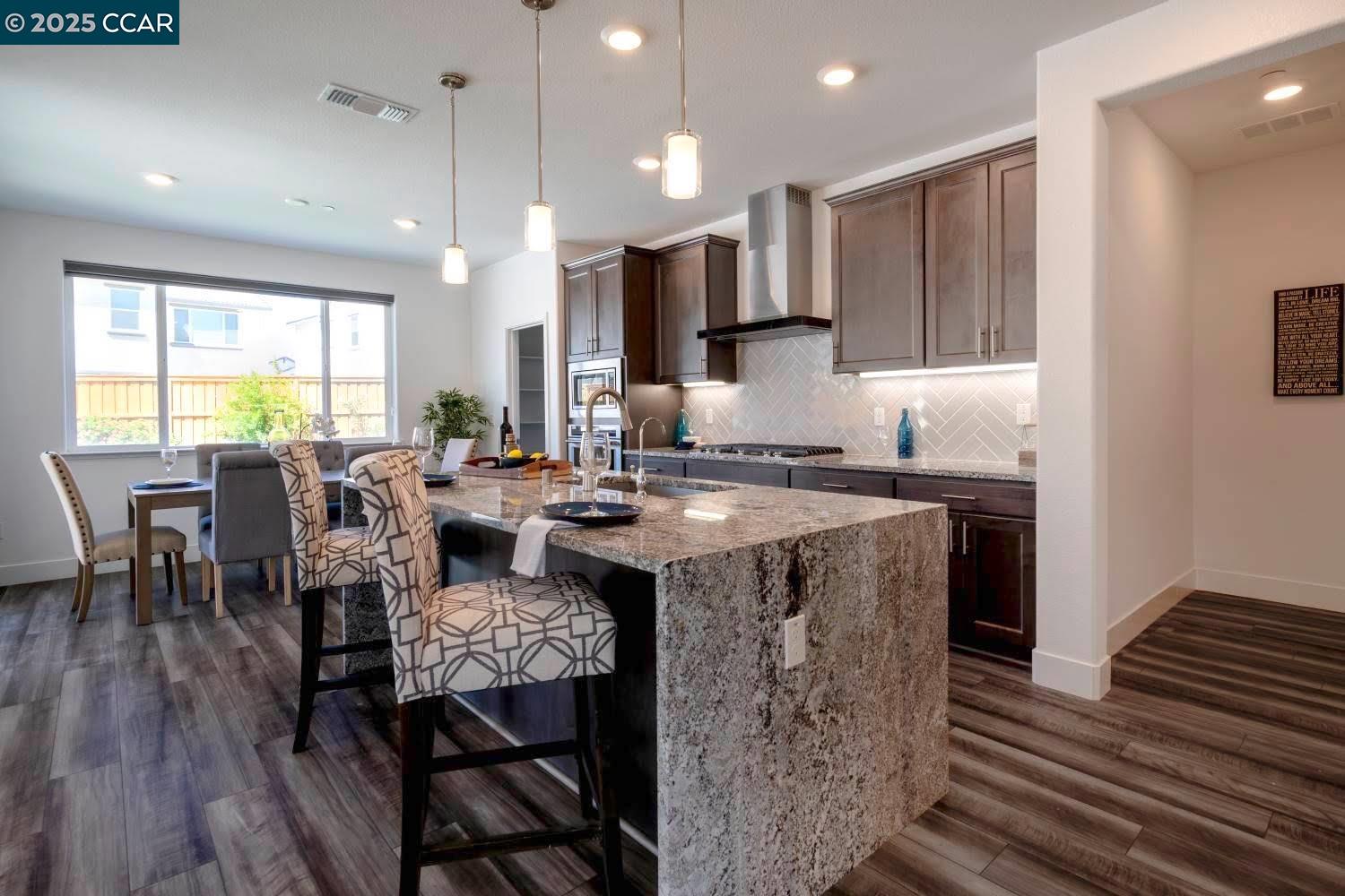 Detail Gallery Image 17 of 58 For 3386 Hatteras Ct, Lathrop,  CA 95330 - 5 Beds | 3/1 Baths