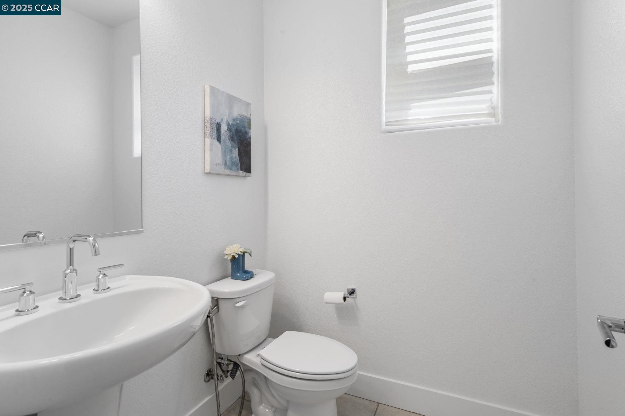 Detail Gallery Image 25 of 58 For 3386 Hatteras Ct, Lathrop,  CA 95330 - 5 Beds | 3/1 Baths