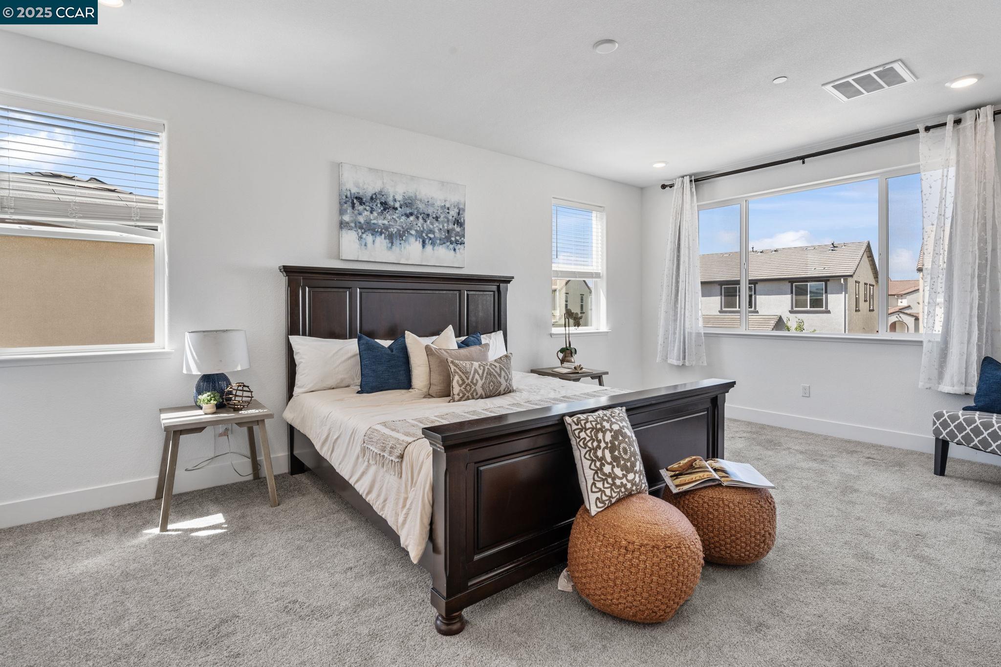 Detail Gallery Image 31 of 58 For 3386 Hatteras Ct, Lathrop,  CA 95330 - 5 Beds | 3/1 Baths