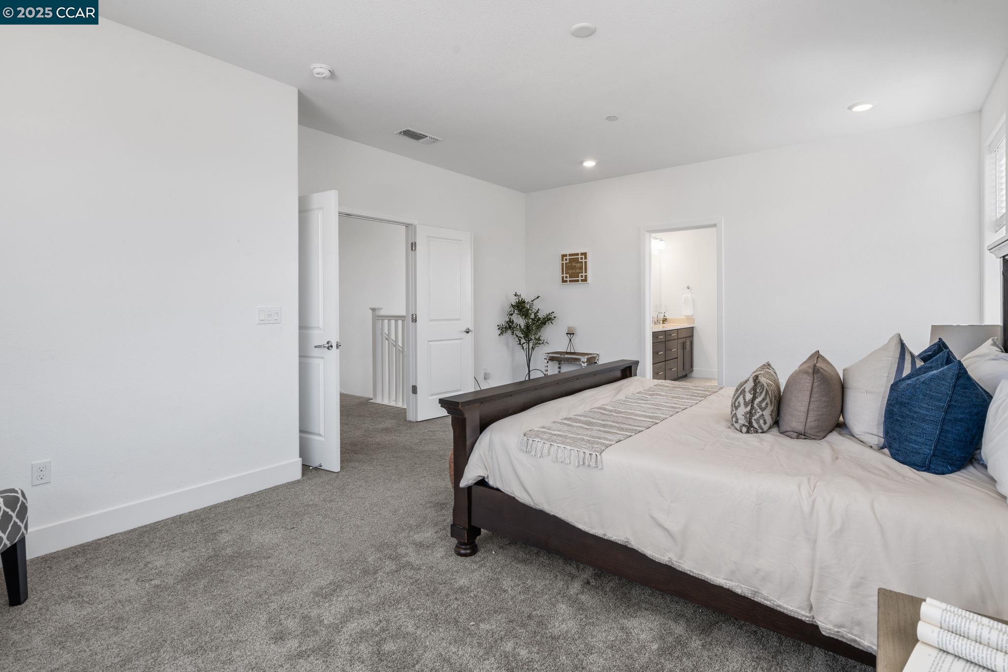 Detail Gallery Image 32 of 58 For 3386 Hatteras Ct, Lathrop,  CA 95330 - 5 Beds | 3/1 Baths