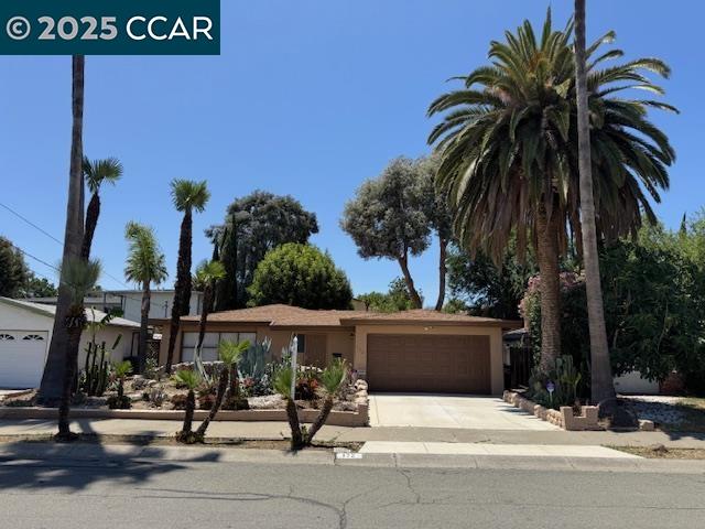 Thumbnail for 172 Yosemite Dr, Pittsburg, CA 94565