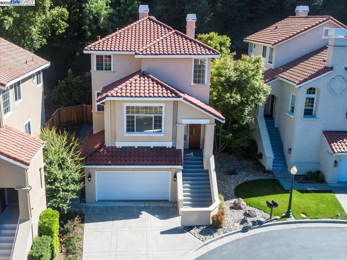 Detail Gallery Image 1 of 1 For 20626 Crow Creek Rd, Castro Valley,  CA 94552 - 4 Beds | 3 Baths