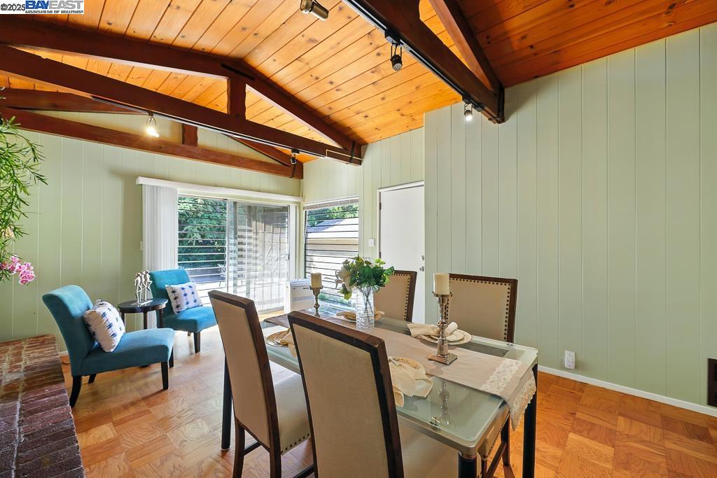 Detail Gallery Image 14 of 39 For 3741 Keller Ave, Oakland,  CA 94605 - 2 Beds | 1 Baths