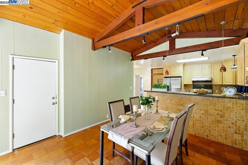 Detail Gallery Image 15 of 39 For 3741 Keller Ave, Oakland,  CA 94605 - 2 Beds | 1 Baths