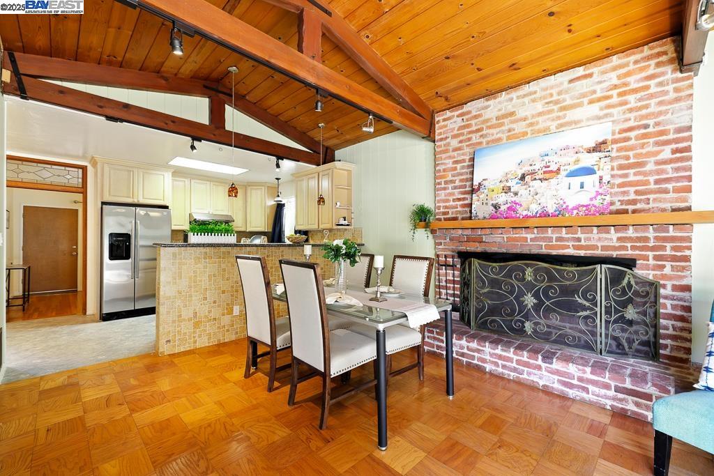 Detail Gallery Image 16 of 39 For 3741 Keller Ave, Oakland,  CA 94605 - 2 Beds | 1 Baths