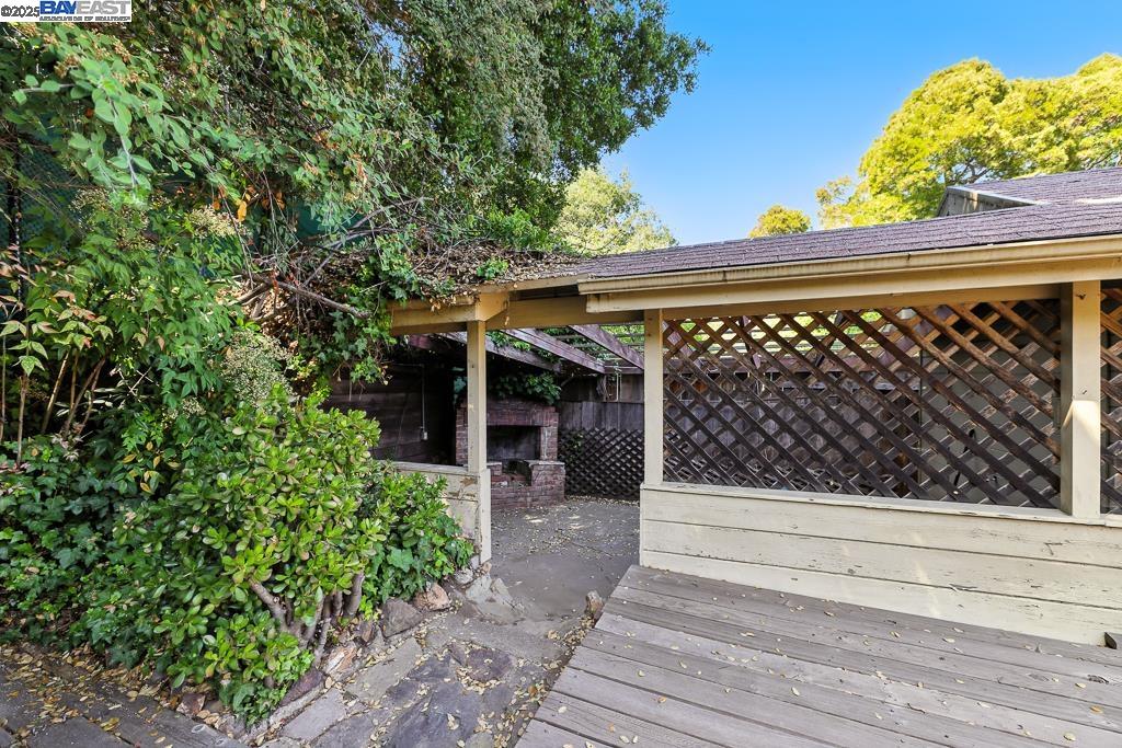 Detail Gallery Image 29 of 39 For 3741 Keller Ave, Oakland,  CA 94605 - 2 Beds | 1 Baths
