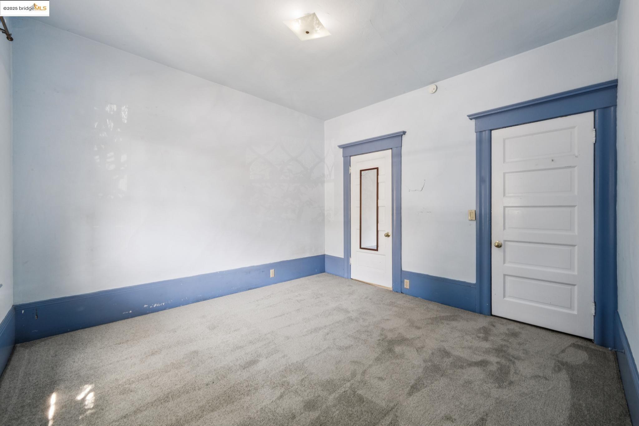 Detail Gallery Image 28 of 37 For 6420 Irwin Ct #6420,  Oakland,  CA 94609 - 3 Beds | 1 Baths