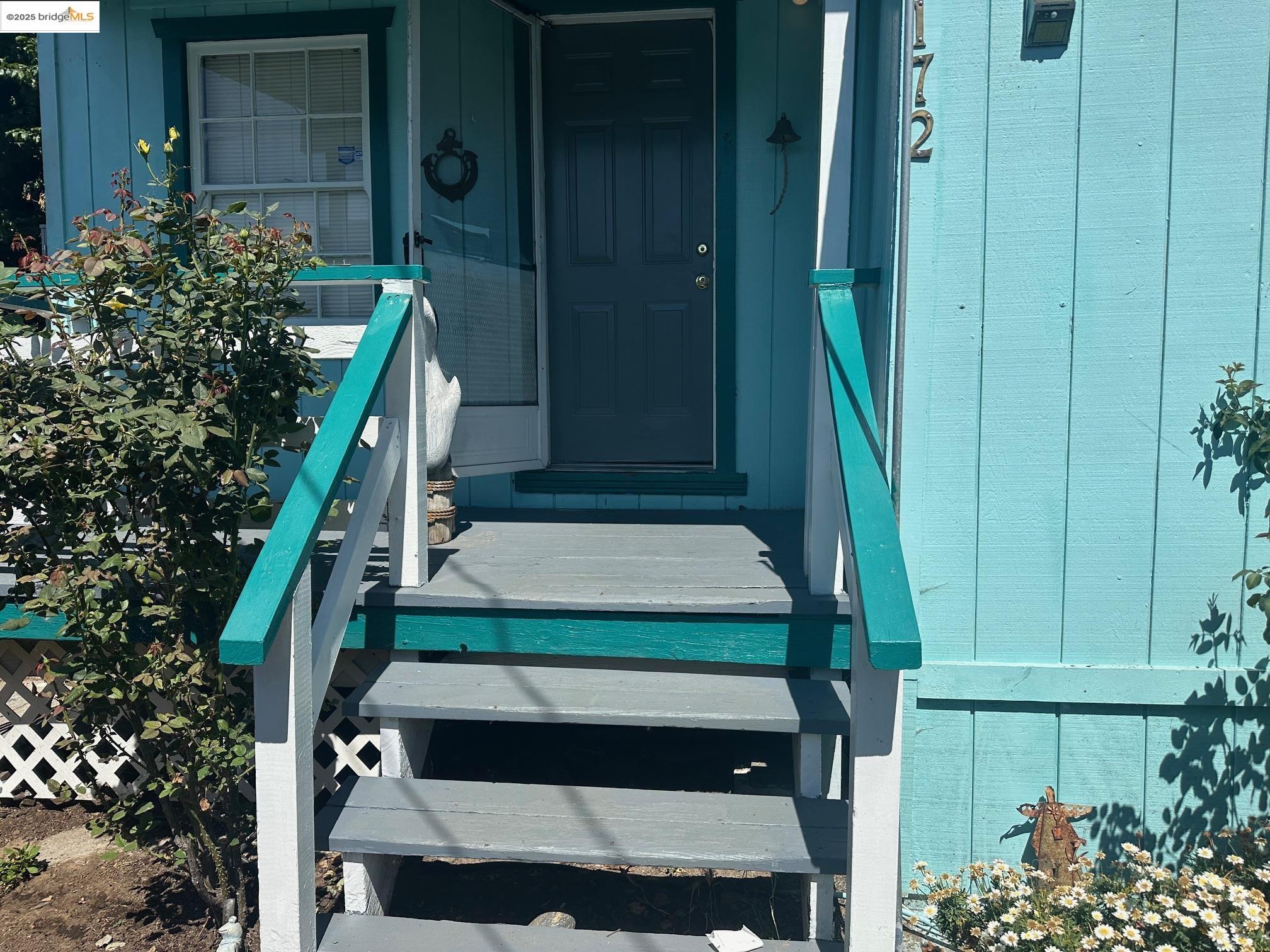 Detail Gallery Image 3 of 50 For 2172 Taylor Rd., Bethel Island,  CA 94511 - 3 Beds | 1/1 Baths