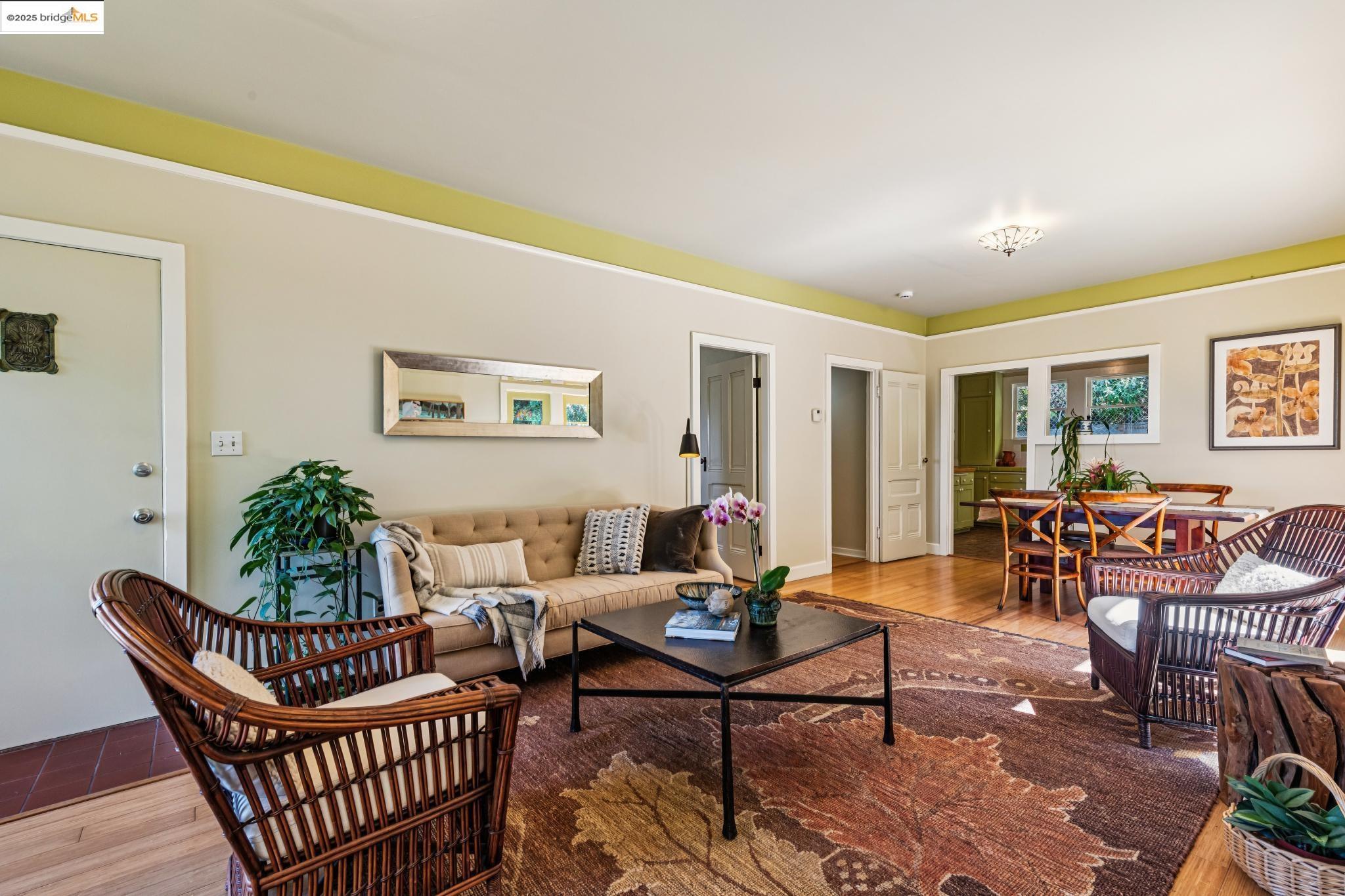 Detail Gallery Image 13 of 59 For 233 Arizona, Richmond,  CA 94801-4019 - 3 Beds | 3 Baths