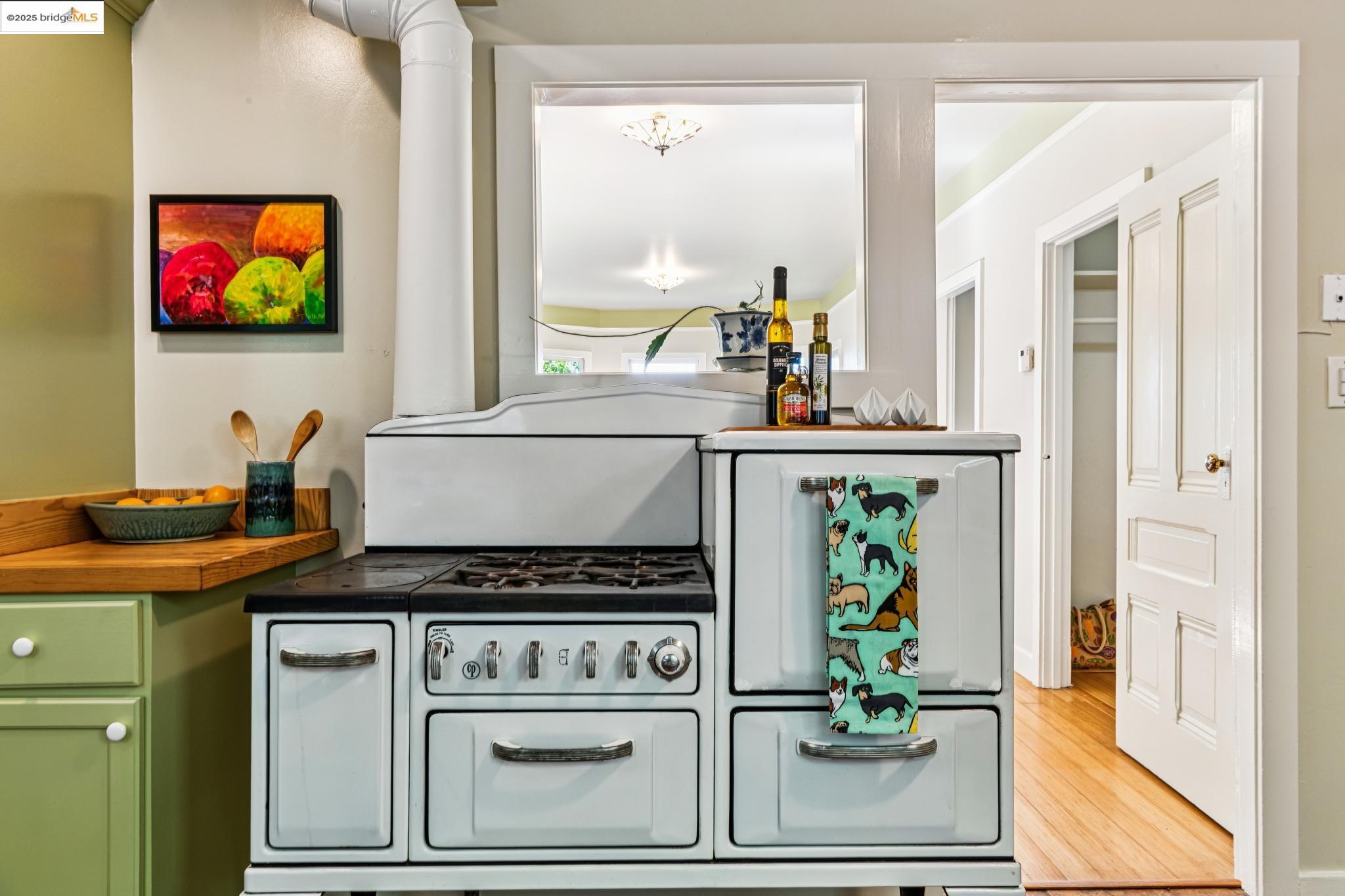 Detail Gallery Image 26 of 59 For 233 Arizona, Richmond,  CA 94801-4019 - 3 Beds | 3 Baths