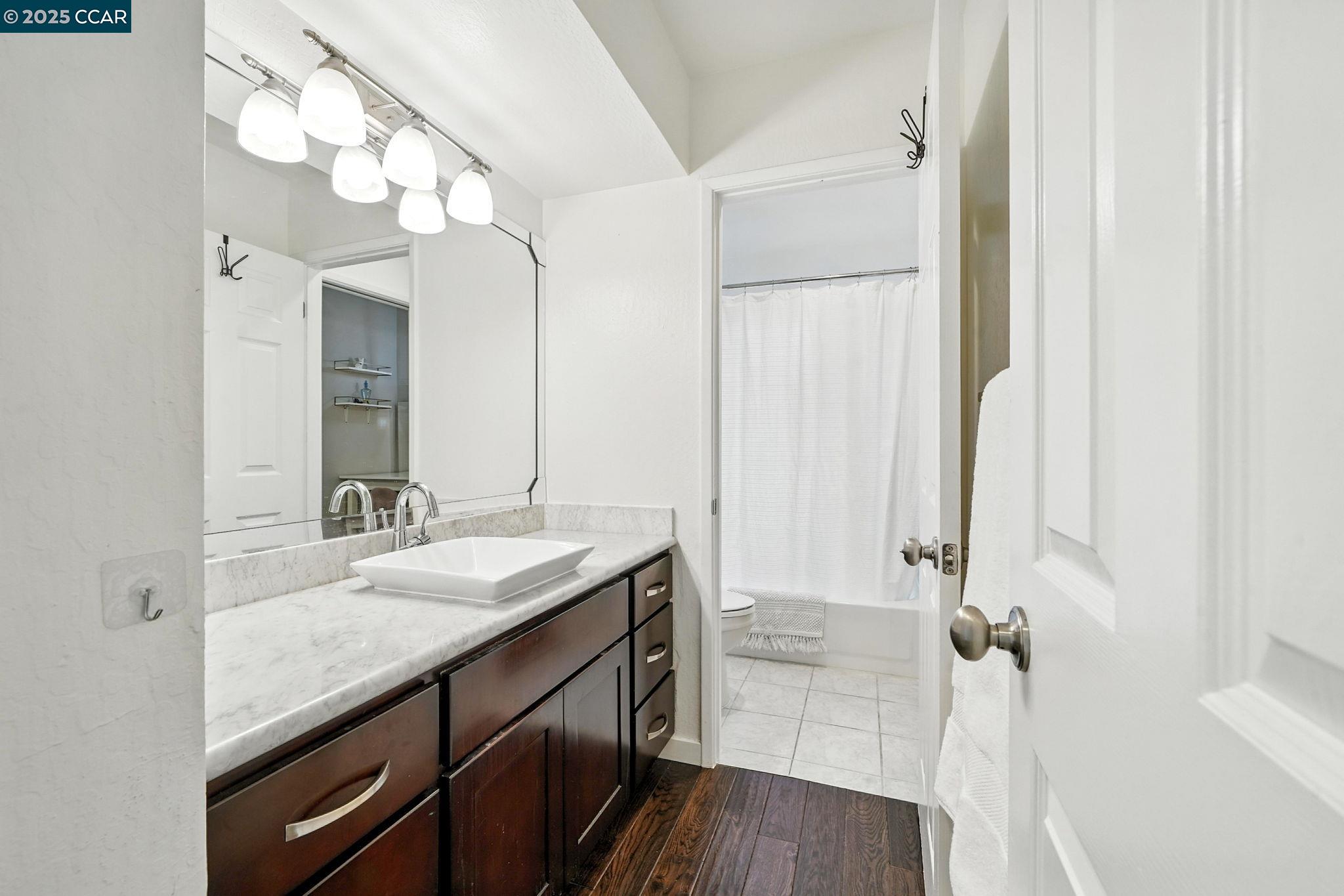 Photo #17: 41101963 Listing: Photo #17