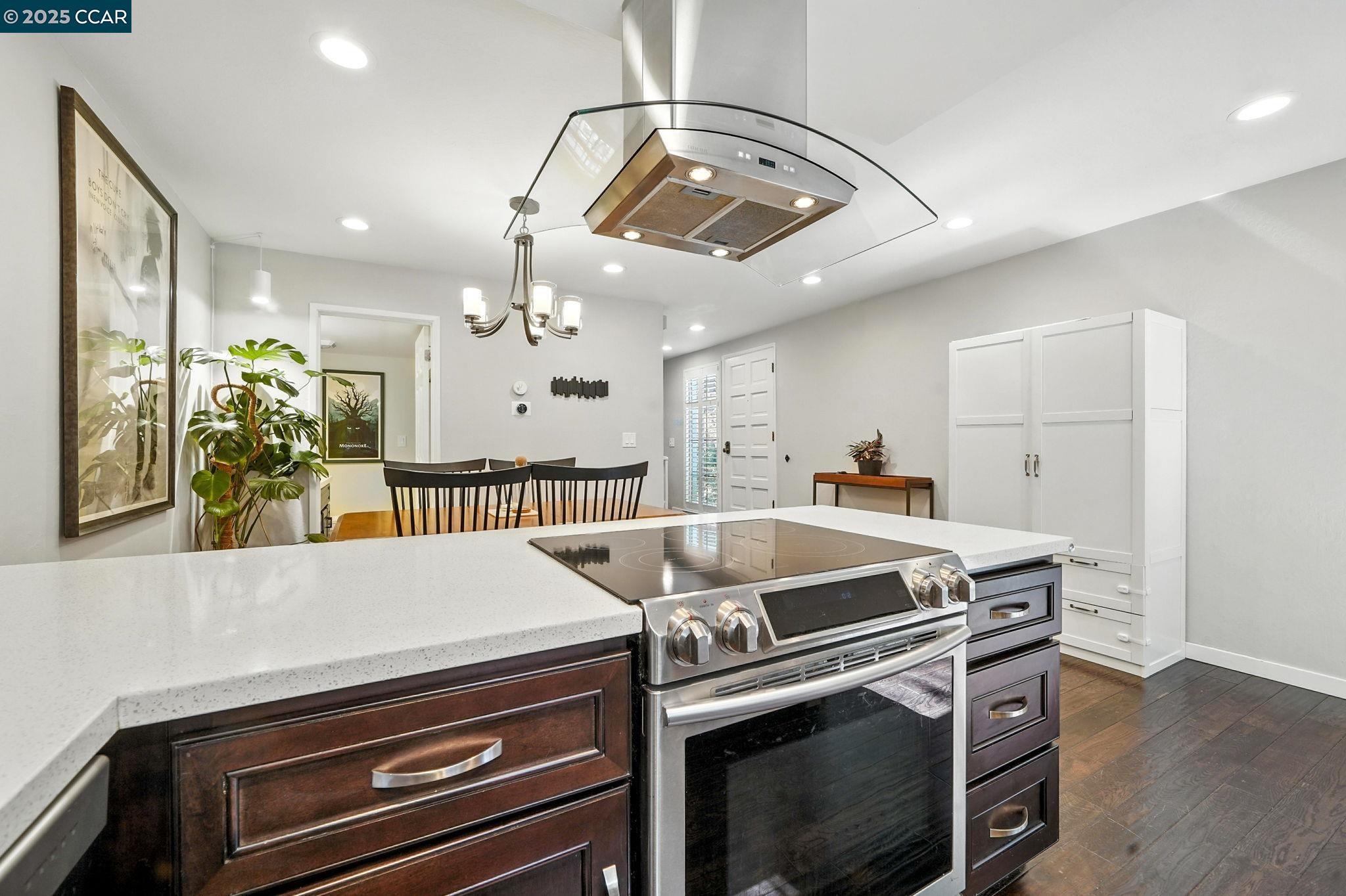 Photo #8: 41101963 Listing: Photo #8