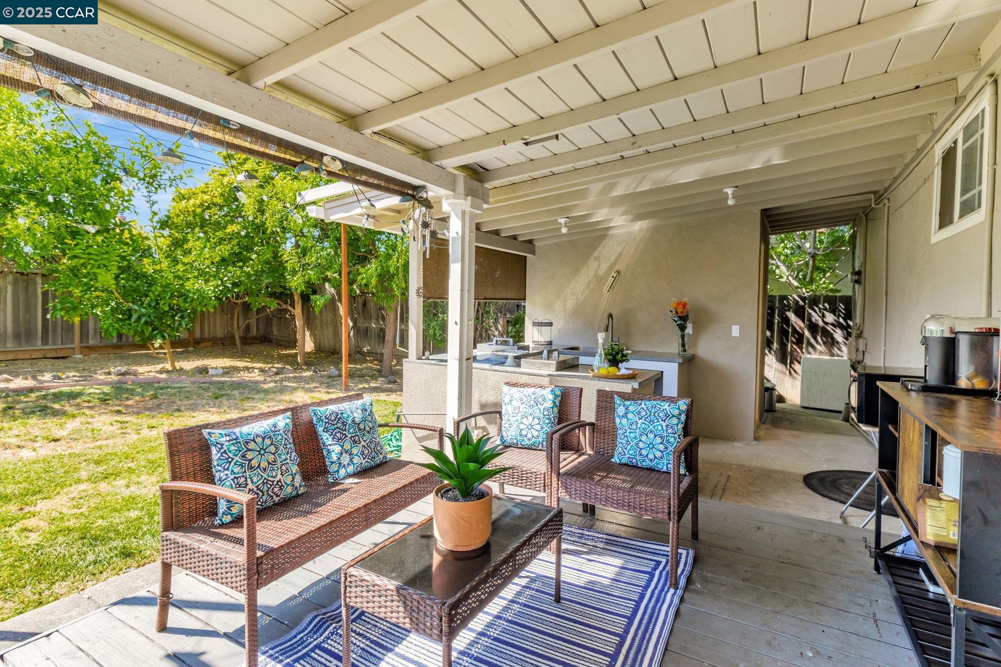 Detail Gallery Image 33 of 38 For 960 Live Oak Dr, Santa Clara,  CA 95051 - 4 Beds | 3 Baths